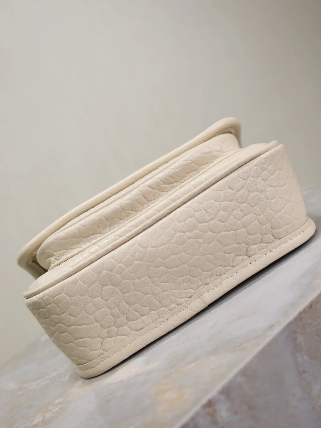 Saint Laurent White Niki Lambskin Crossbody Bag product photo from LabelPicks