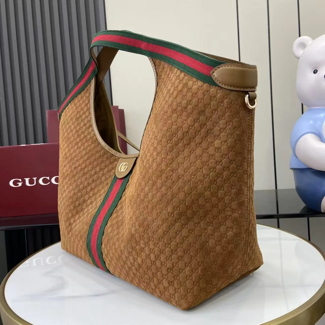 Gucci GG Supreme Canvas Tote Bag product photo from LabelPicks