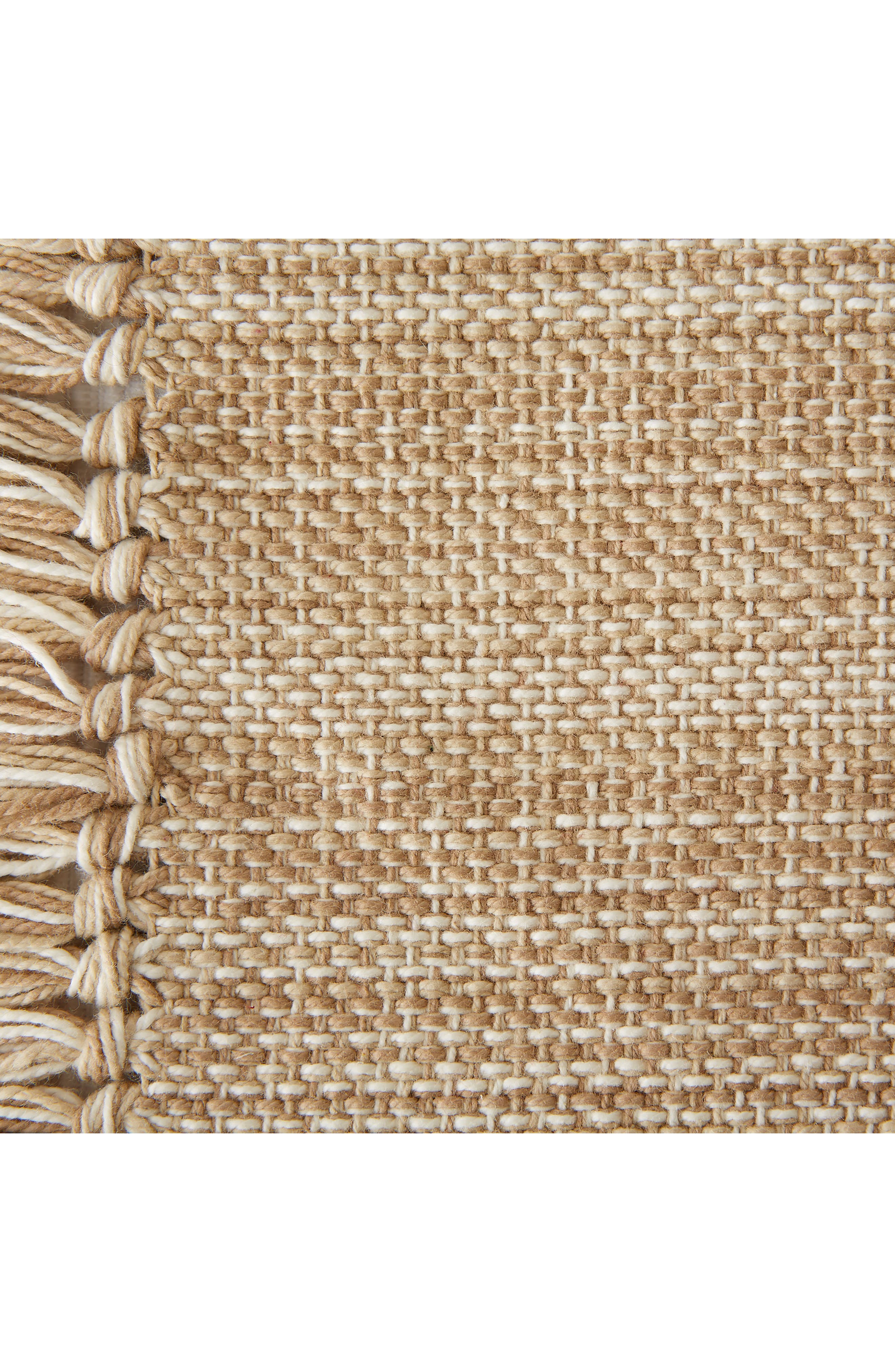 Design Imports Variegated Fringe Set of 4 Placemats