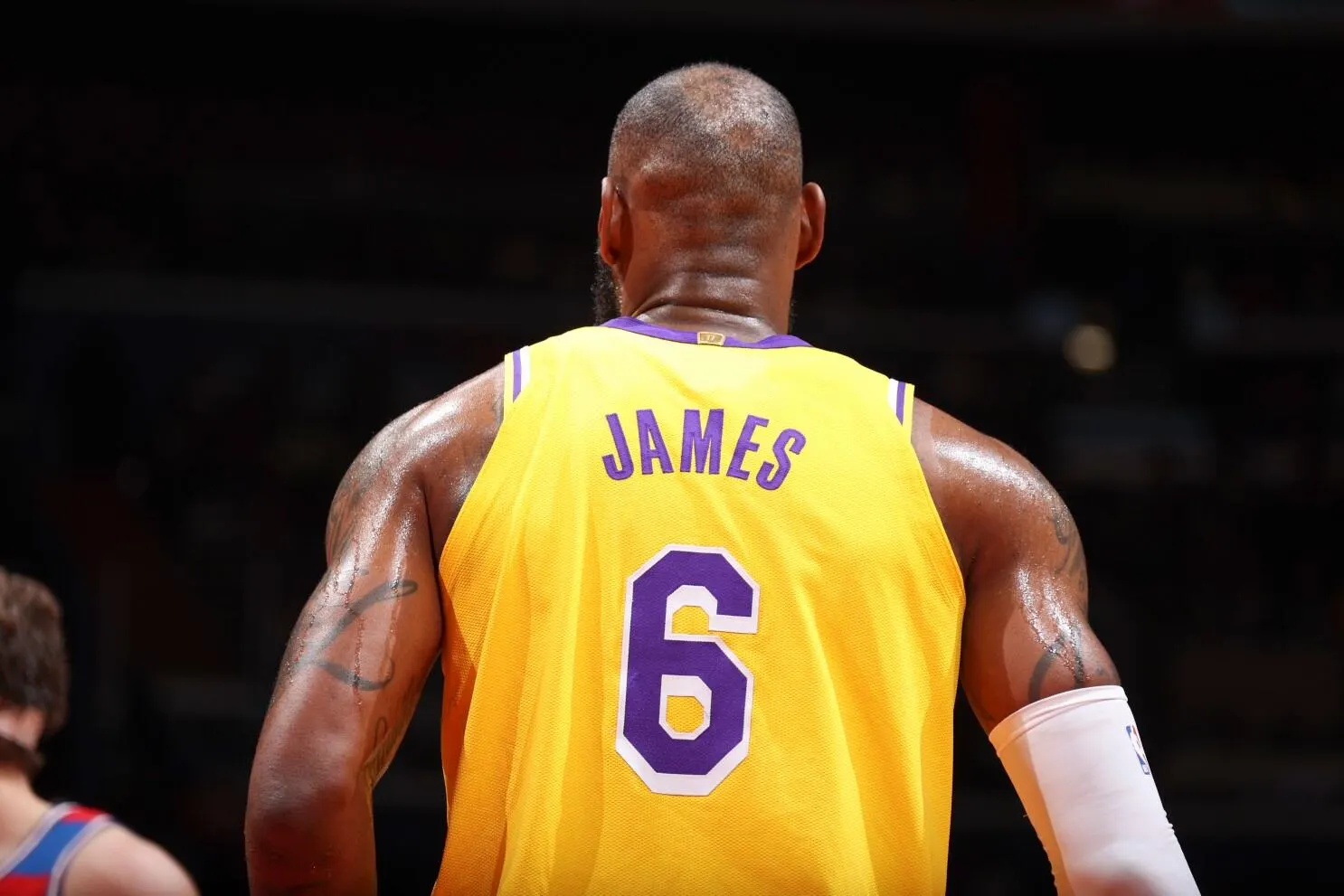 Lebron James SIGNED Signature LA Lakers Yellow Home Shirt/Jersey - COA 21/22