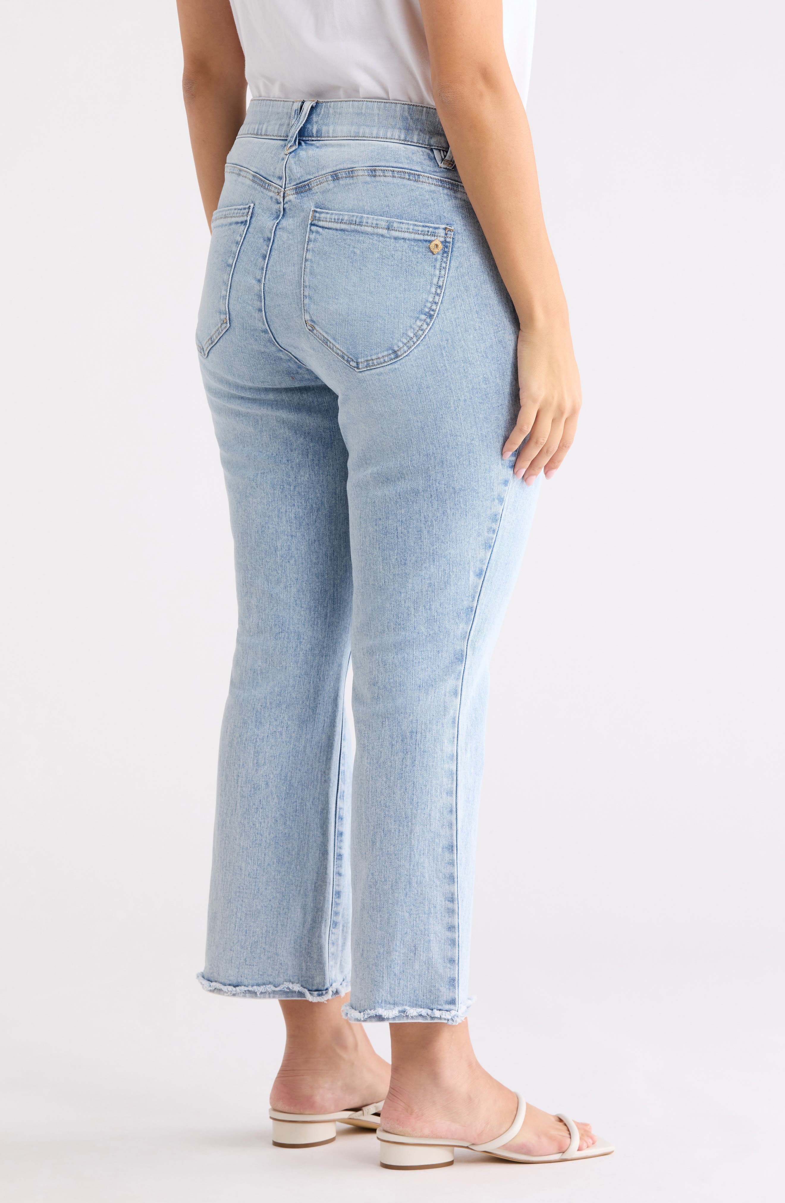 Democracy Scalloped Crop Flare Jeans