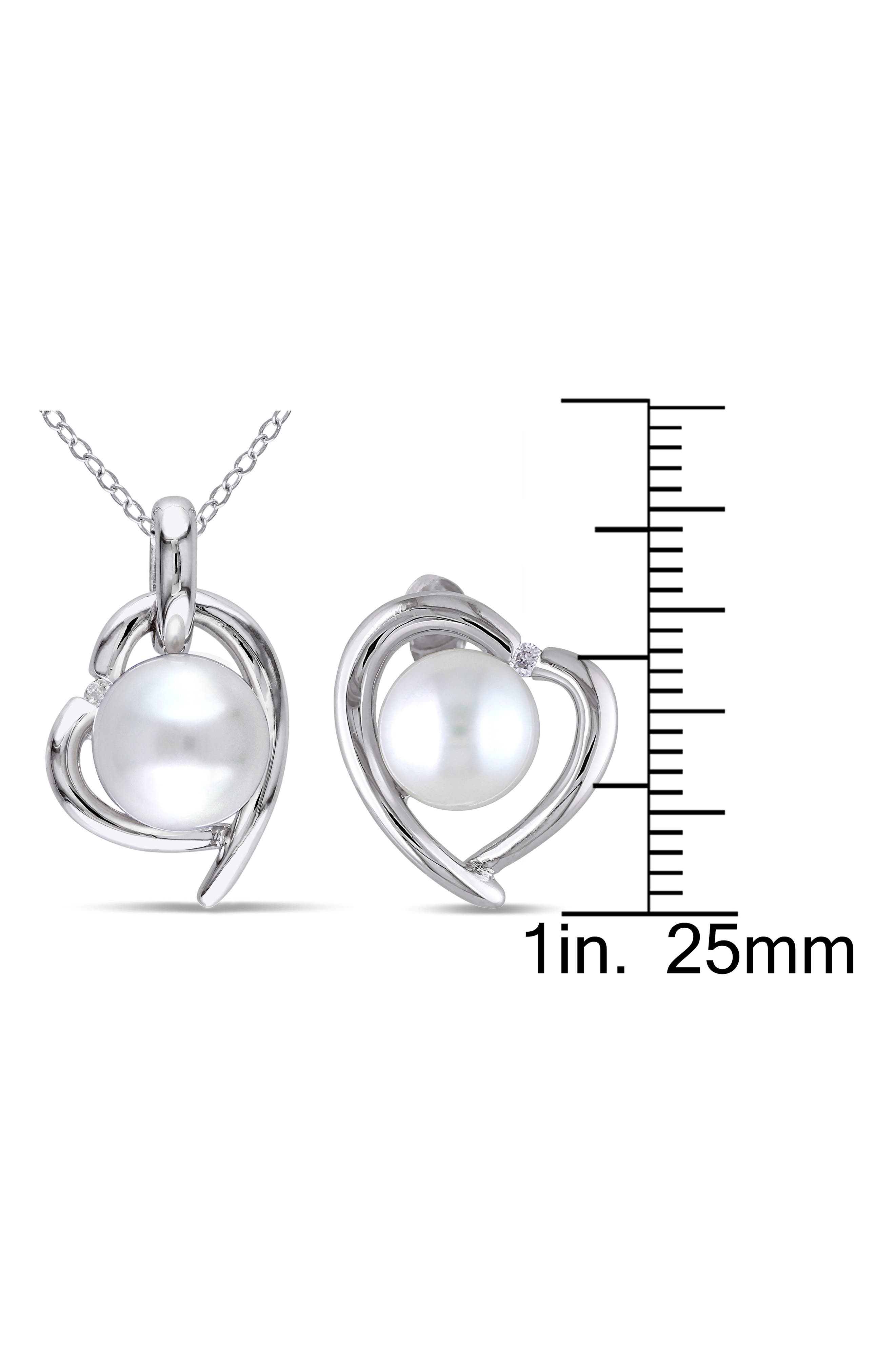DELMAR Cultured Freshwater Pearl & Diamond Heart Pendant Necklace & Stud Earrings Set