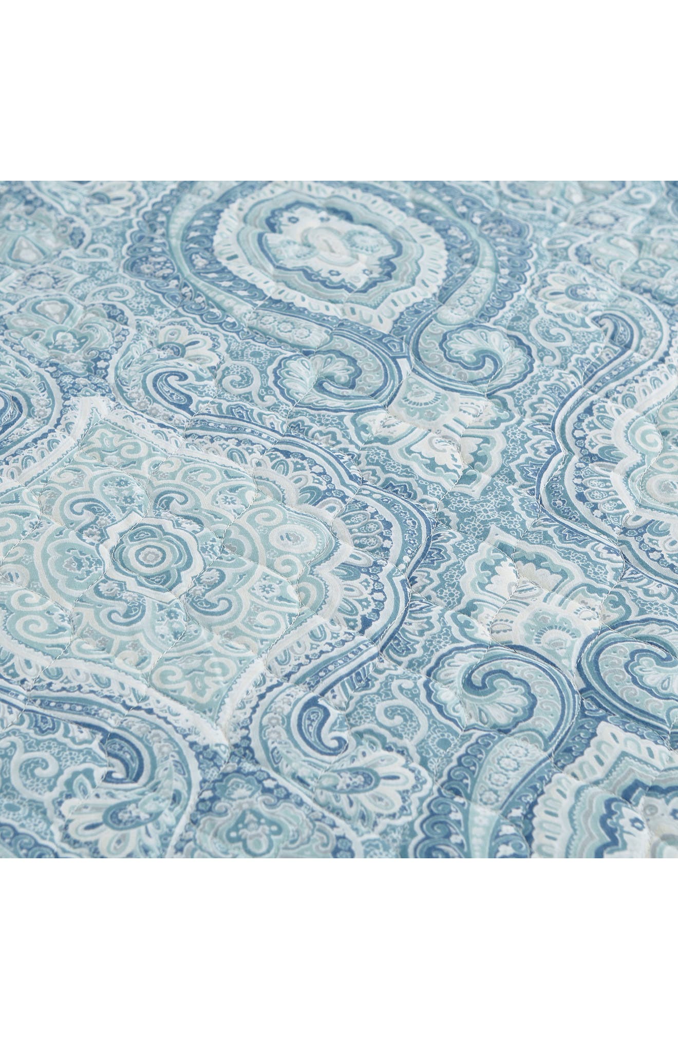 Tommy Bahama Turtle Cove Cotton Quilt & Sham Set