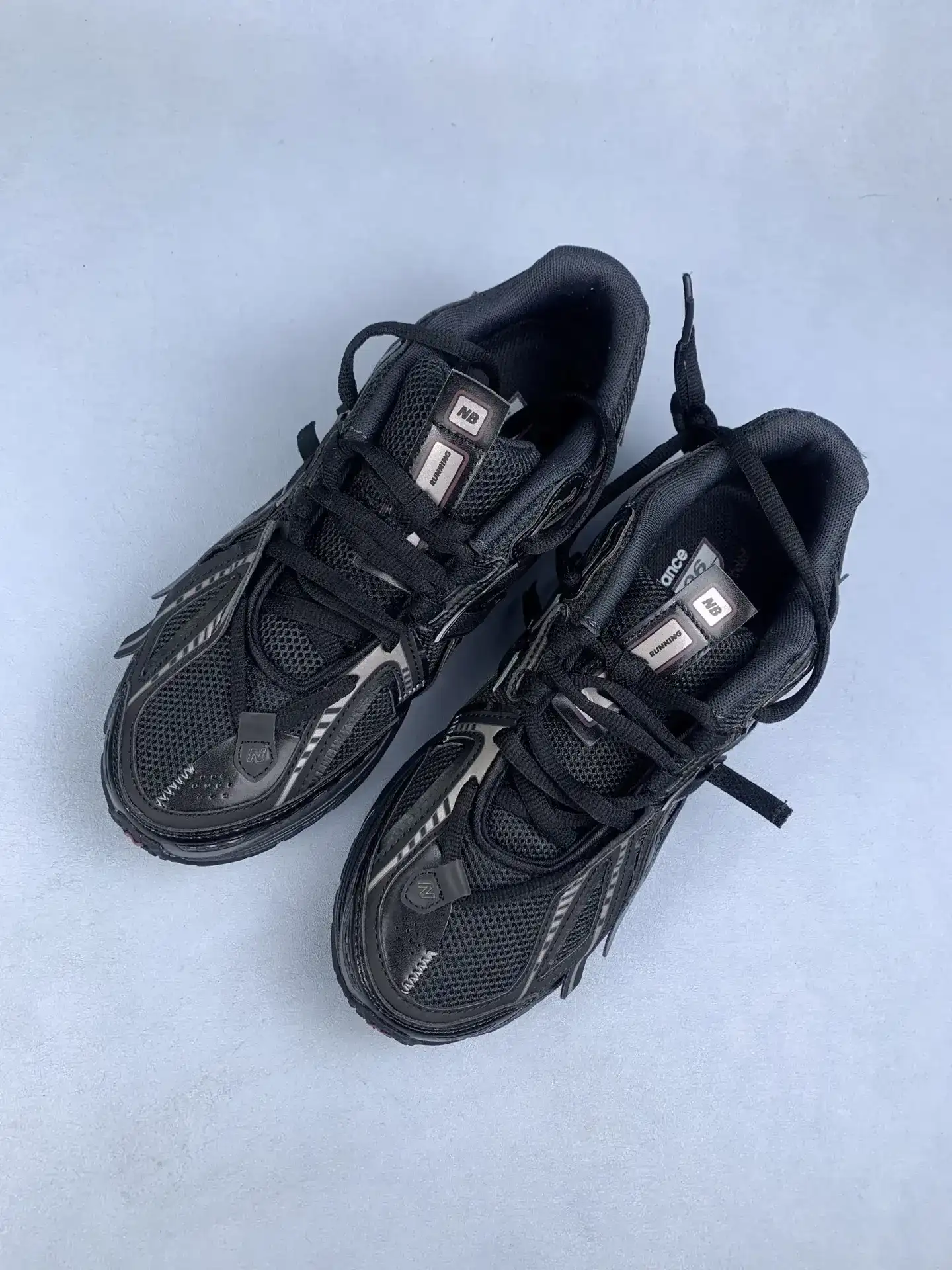 1906A Shoes product photo from LabelPicks