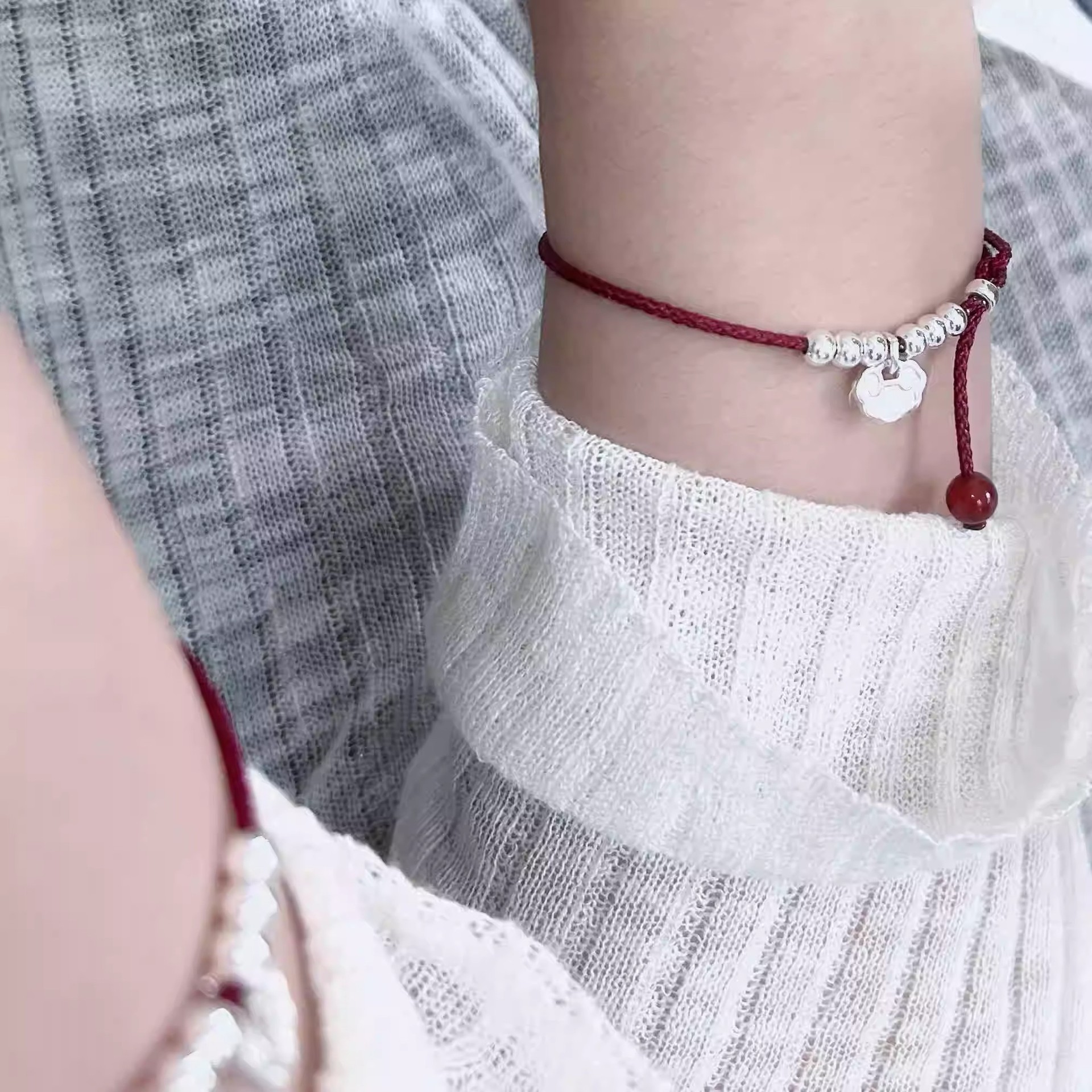 925 sterling silver Ruyi lock small round bead bracelet, vintage Chinese style, new Chinese style small round bead braided red string bracelet