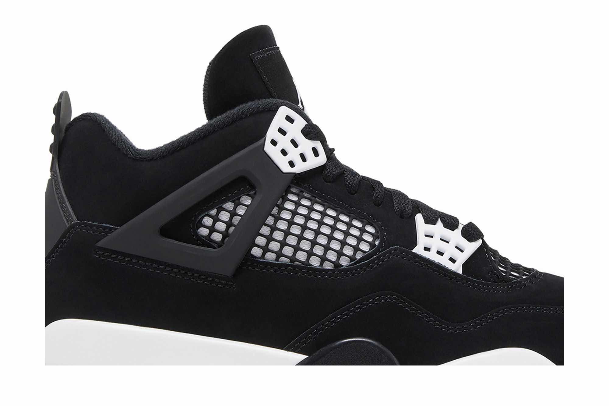 Air Jordan 4 Retro ‘White Thunder’ FQ8138-001