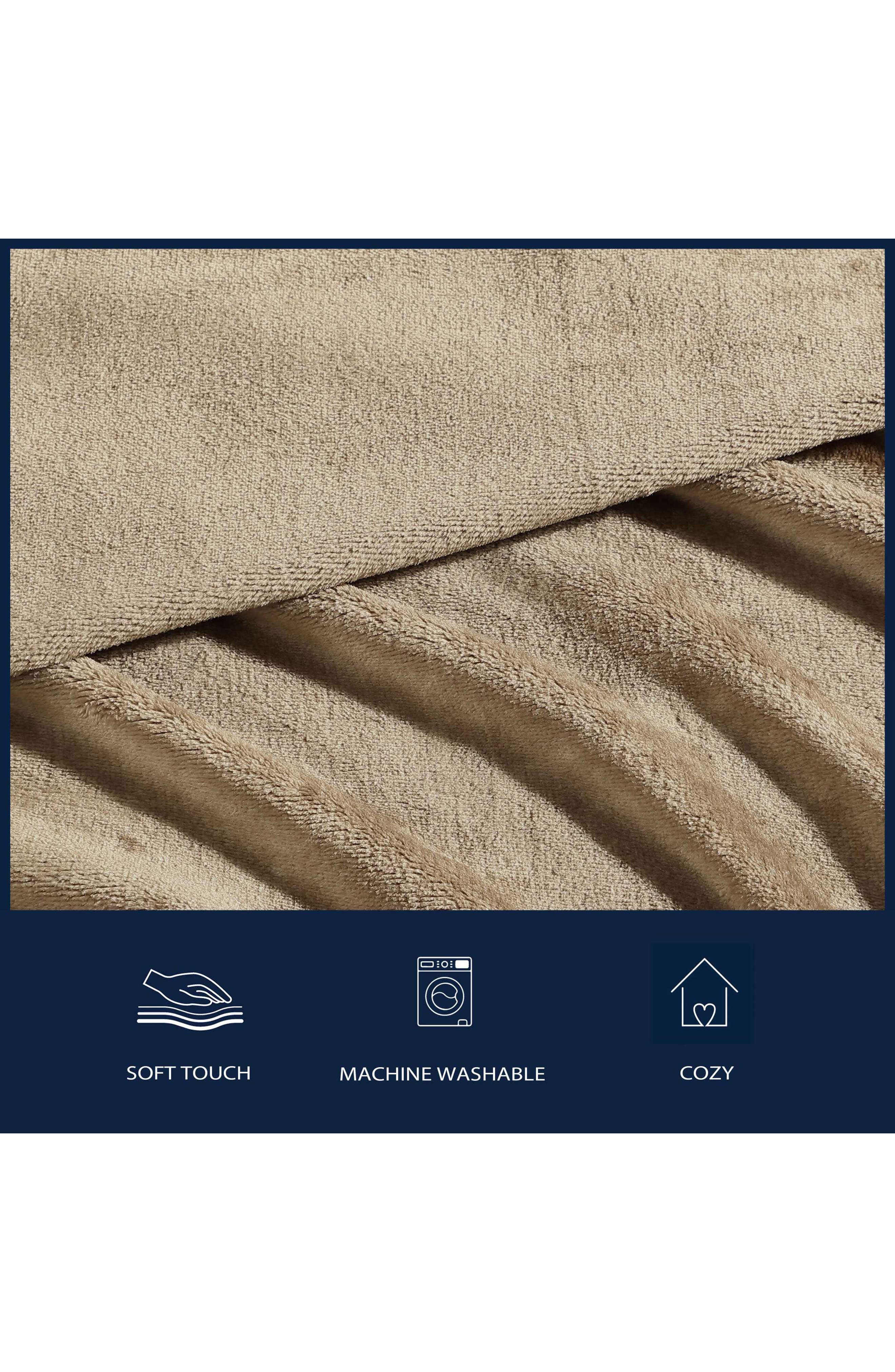 Nautica Soft Tides Plush Blanket