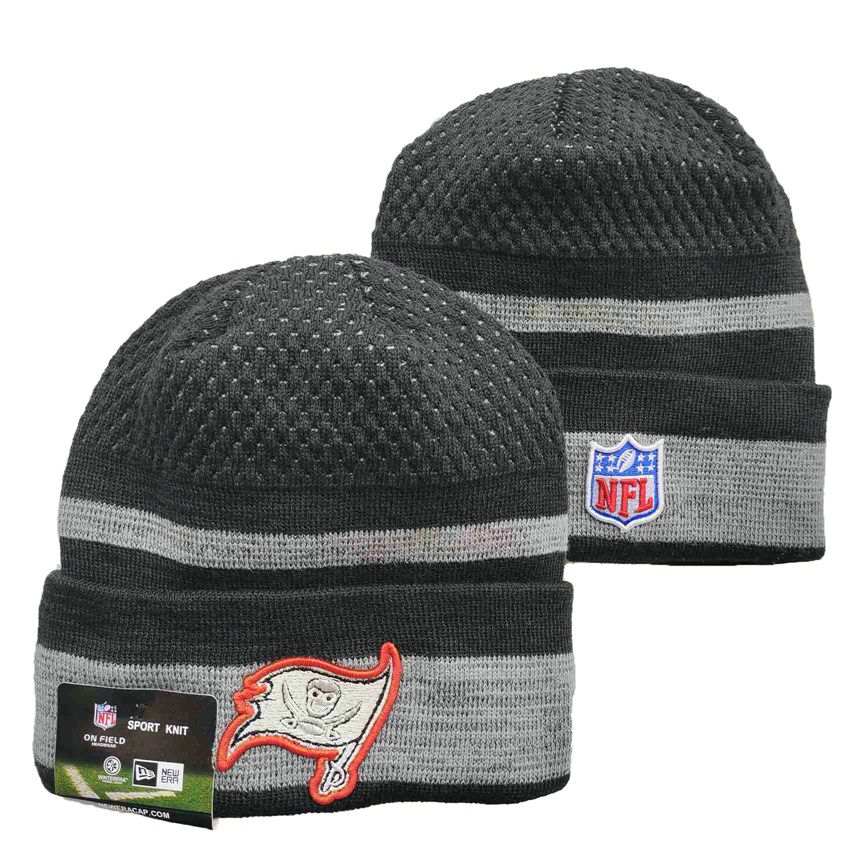 TAMPA BAY BUCCANEERS KNIT HAT