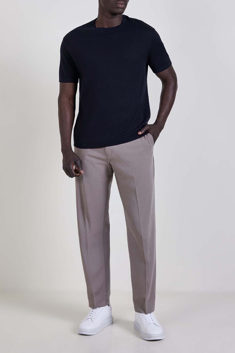 ARMANI EXCHANGE מכנסי צ’ינו בגזרה ישרה