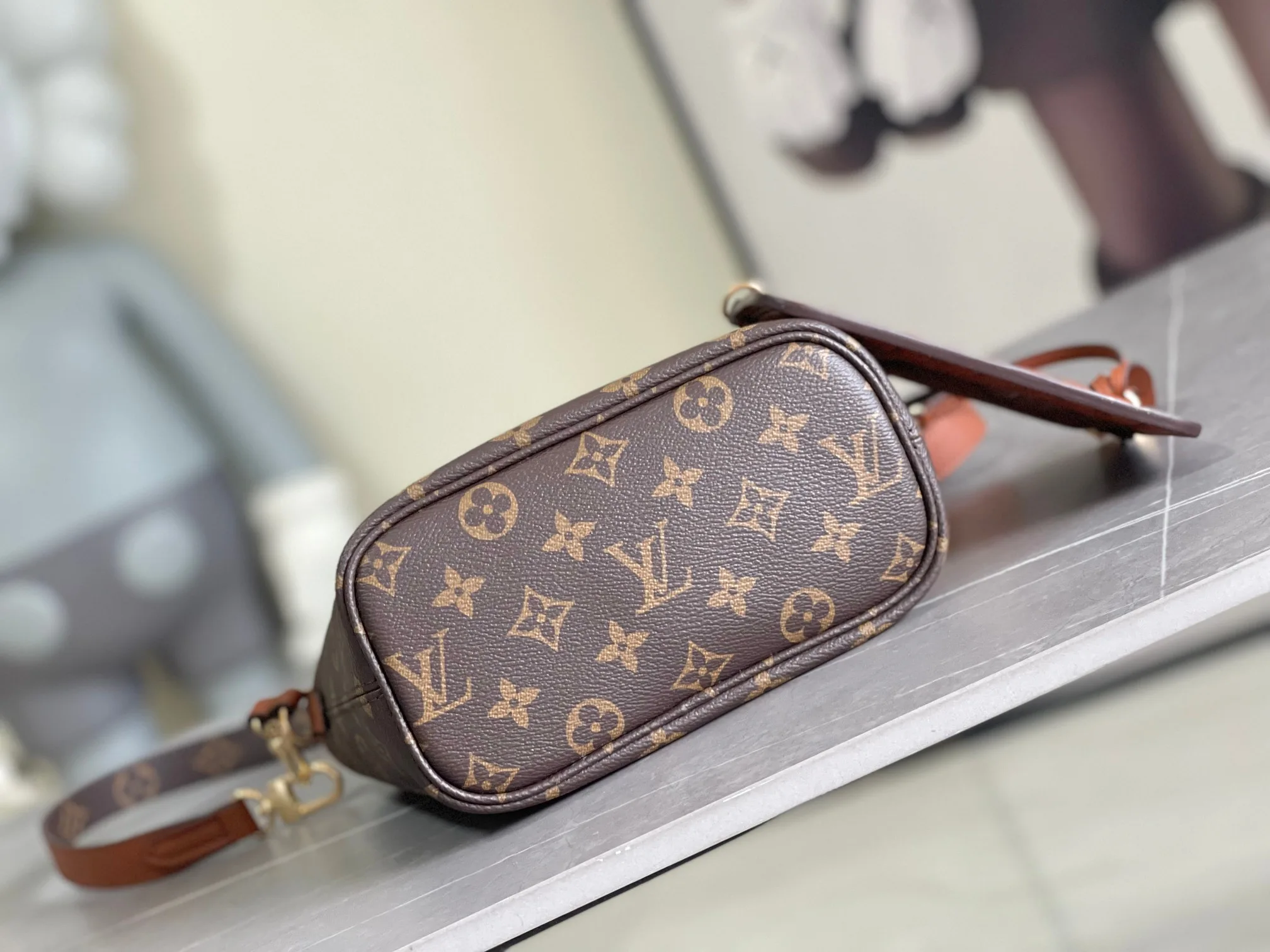 Louis Vuitton Black Neverfull Grained Leather Shoulder Bag product photo from LabelPicks