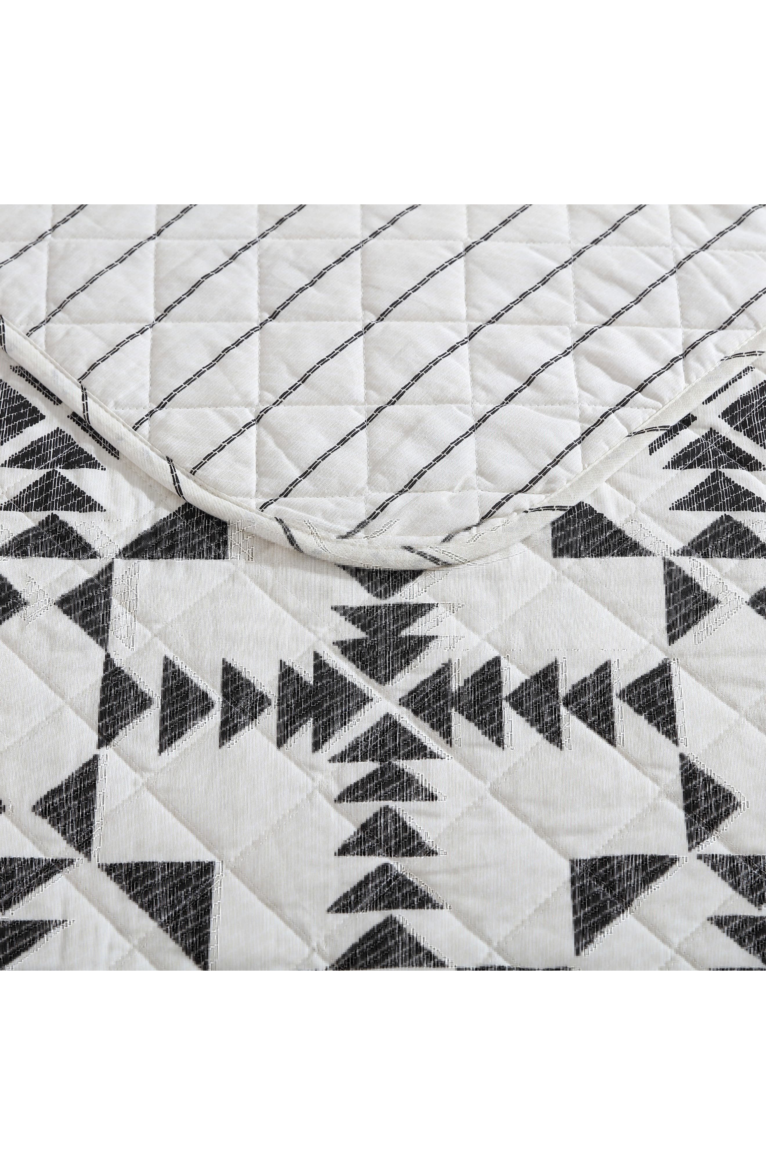 Eddie Bauer Arrowhead Cotton Quilt 3-Piece Set
