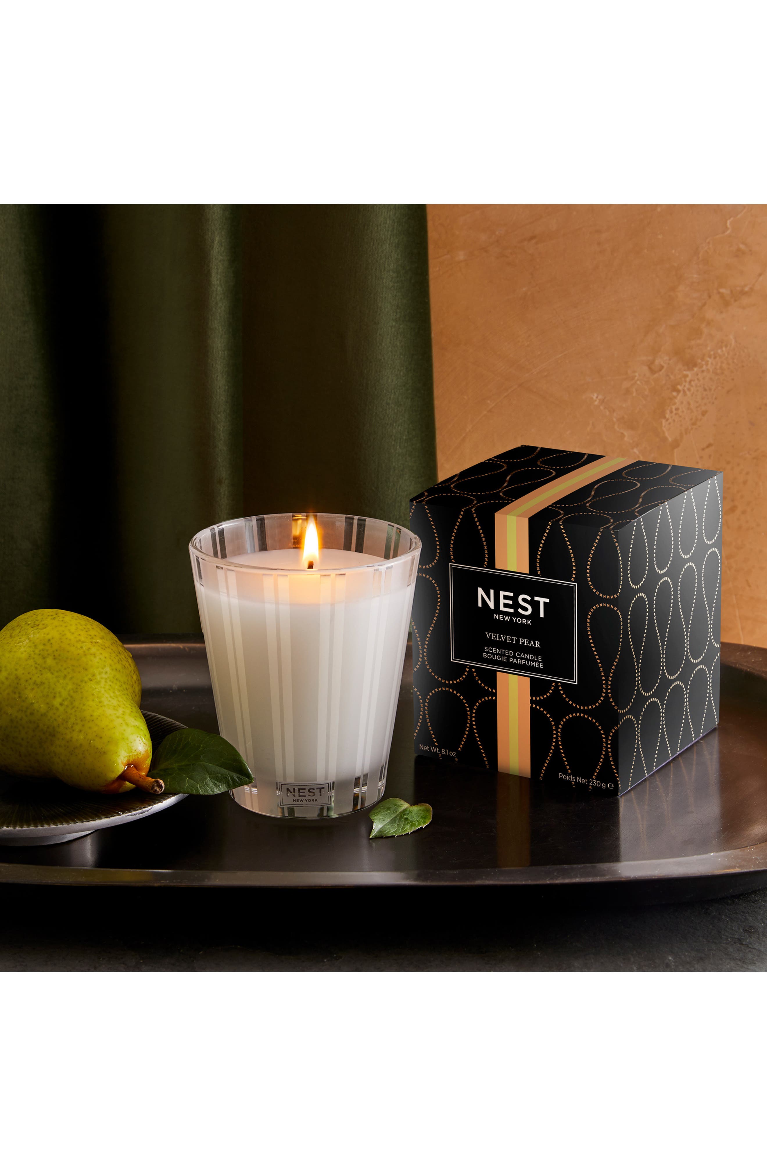 NEST New York Velvet Pear Classic Candle