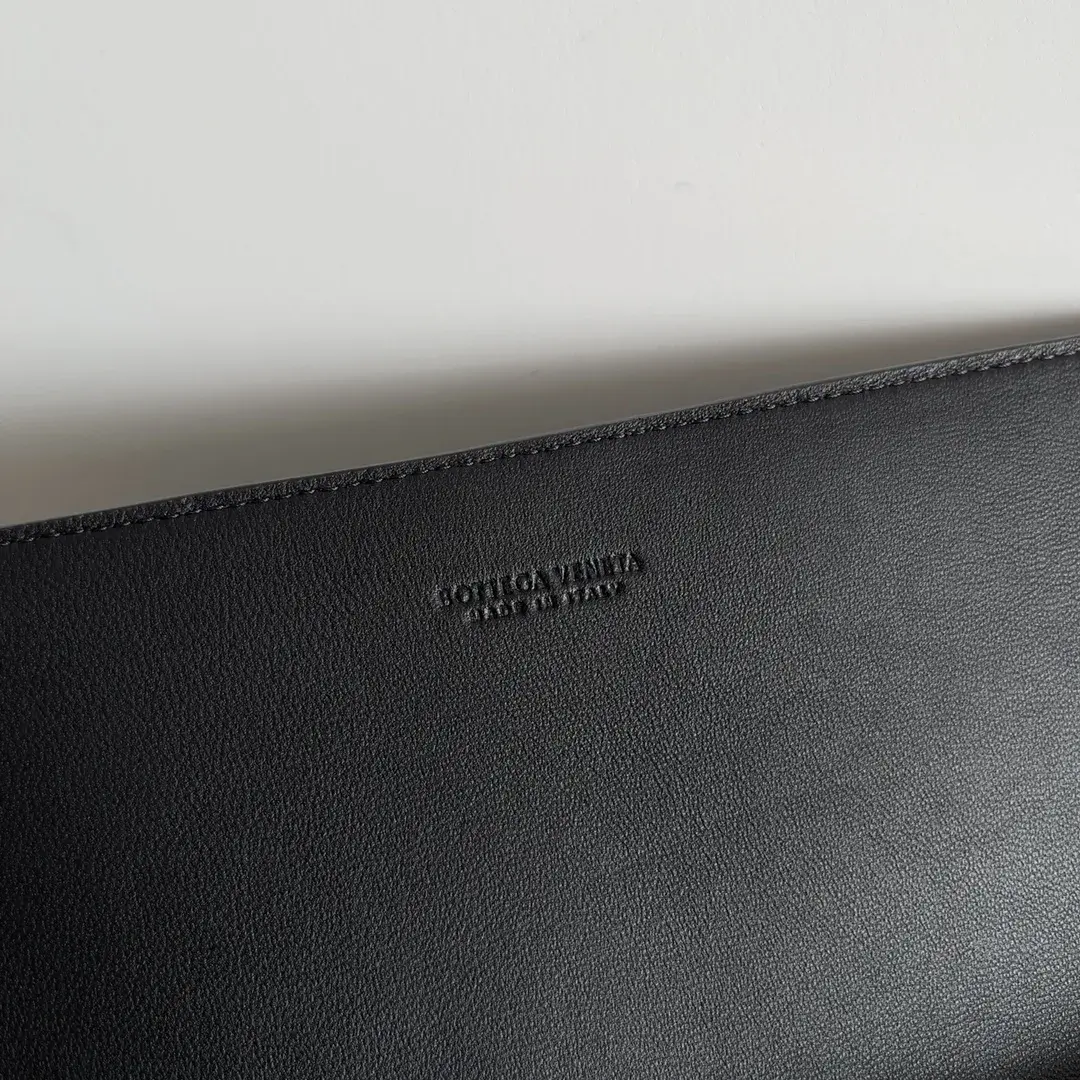 Bottega Veneta Polished Clutch product photo from LabelPicks