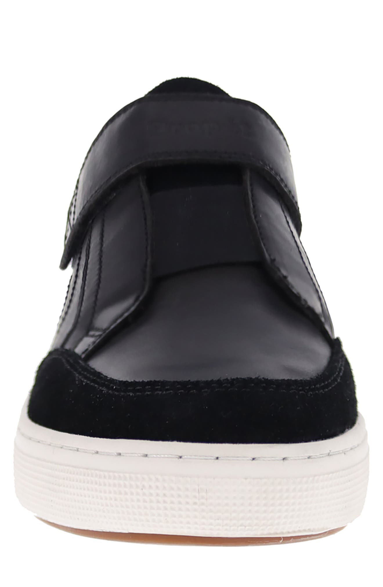 Propét Kade Sneaker