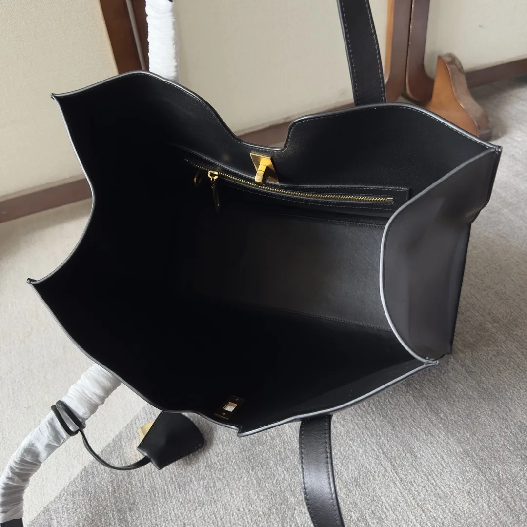 Chanel Black Tote Bag product photo from LabelPicks