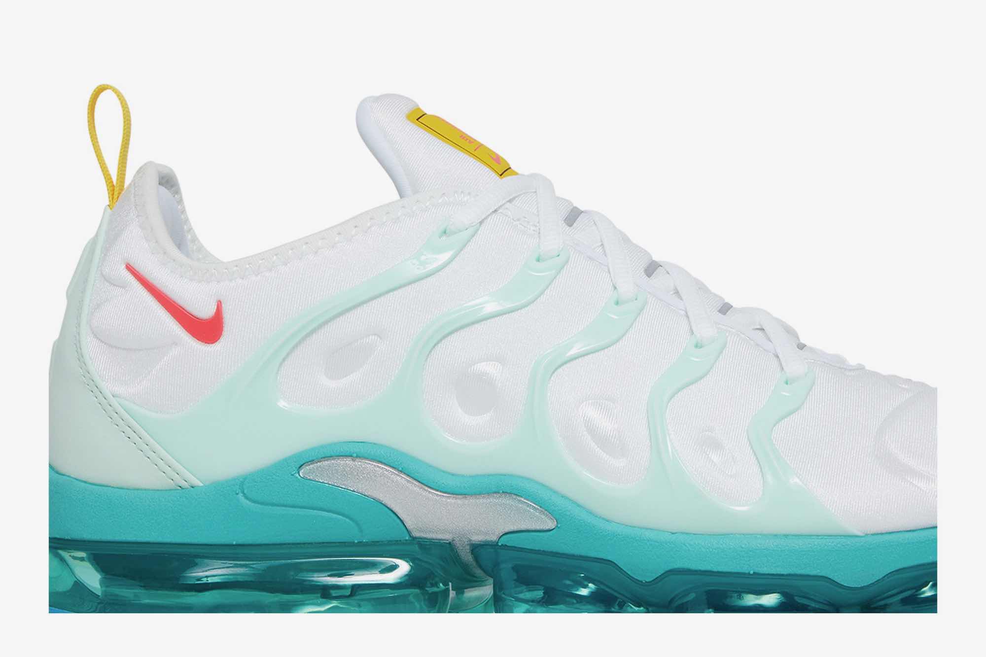 Nike Air VaporMax Plus ‘Since 1972’ DQ7645-100