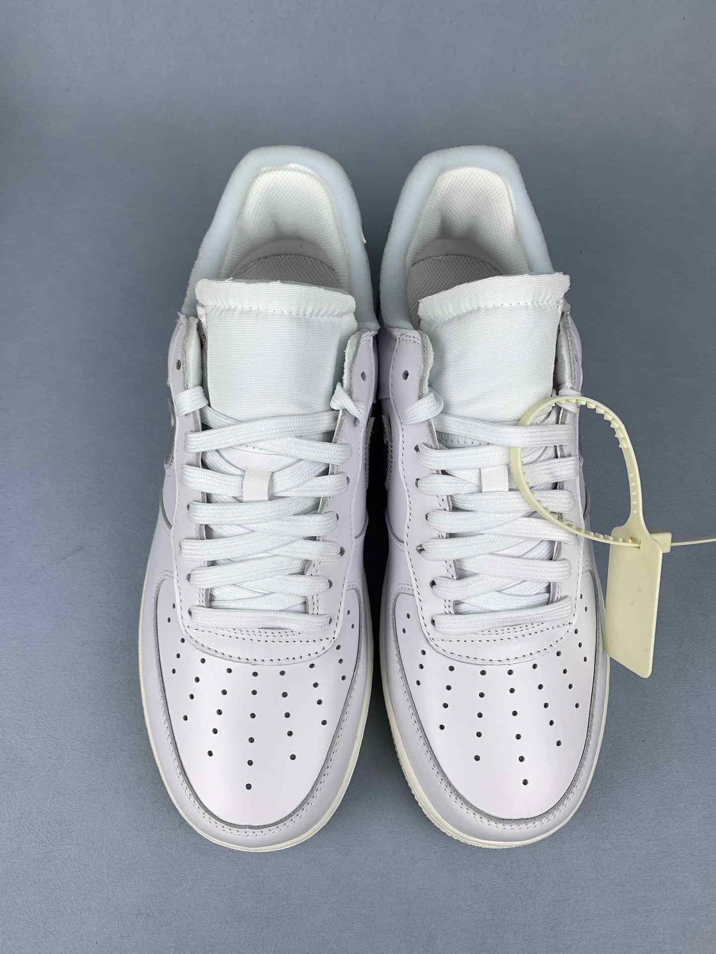 Nike Air Force 1 '07 x Off-White Shoes