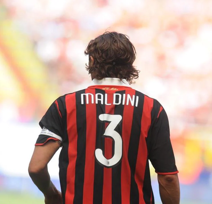 Paolo Maldini SIGNED AC Milan Jersey 2010 Final Home Shirt Jersey - COA Retro
