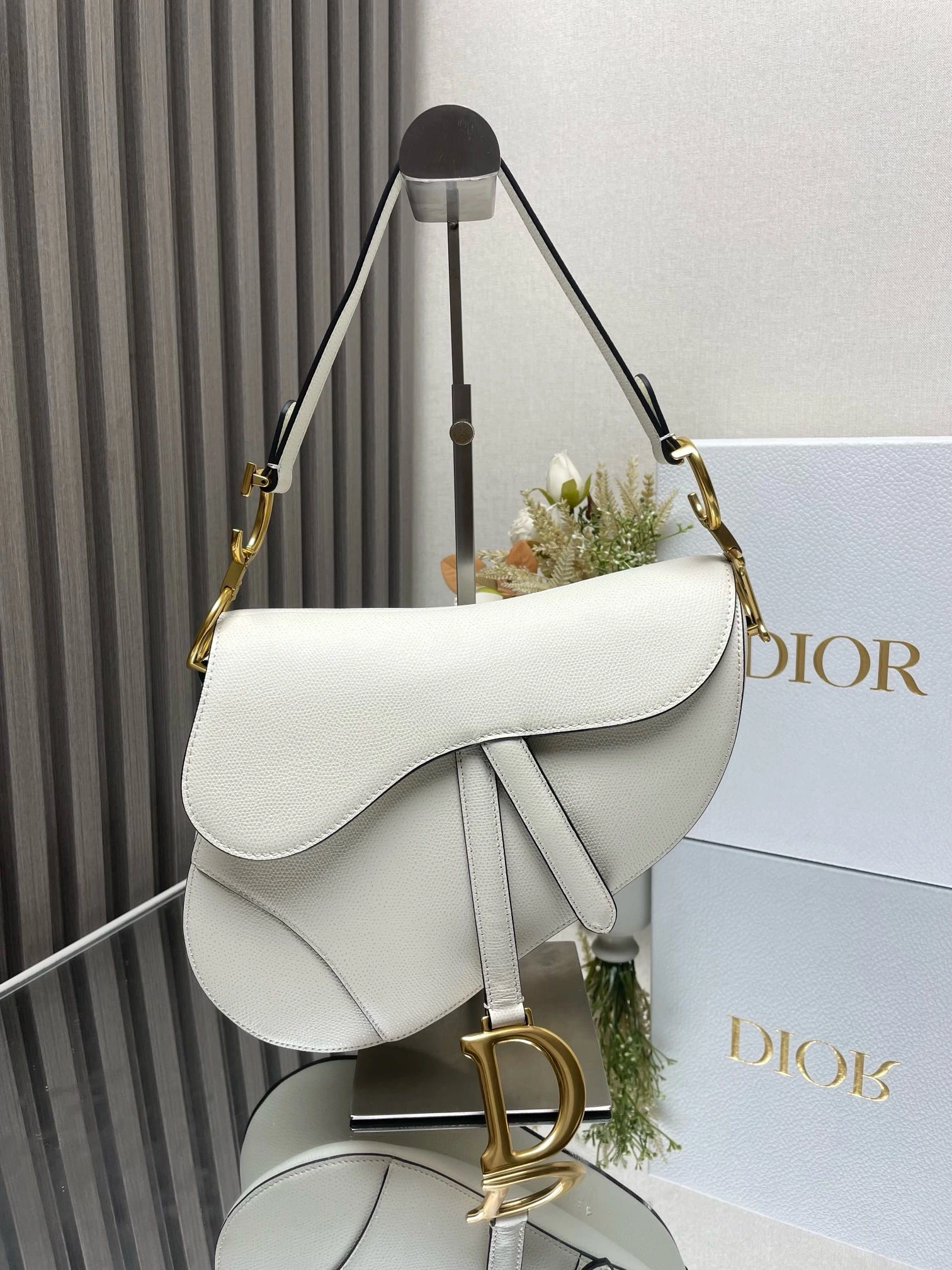 dior saddle