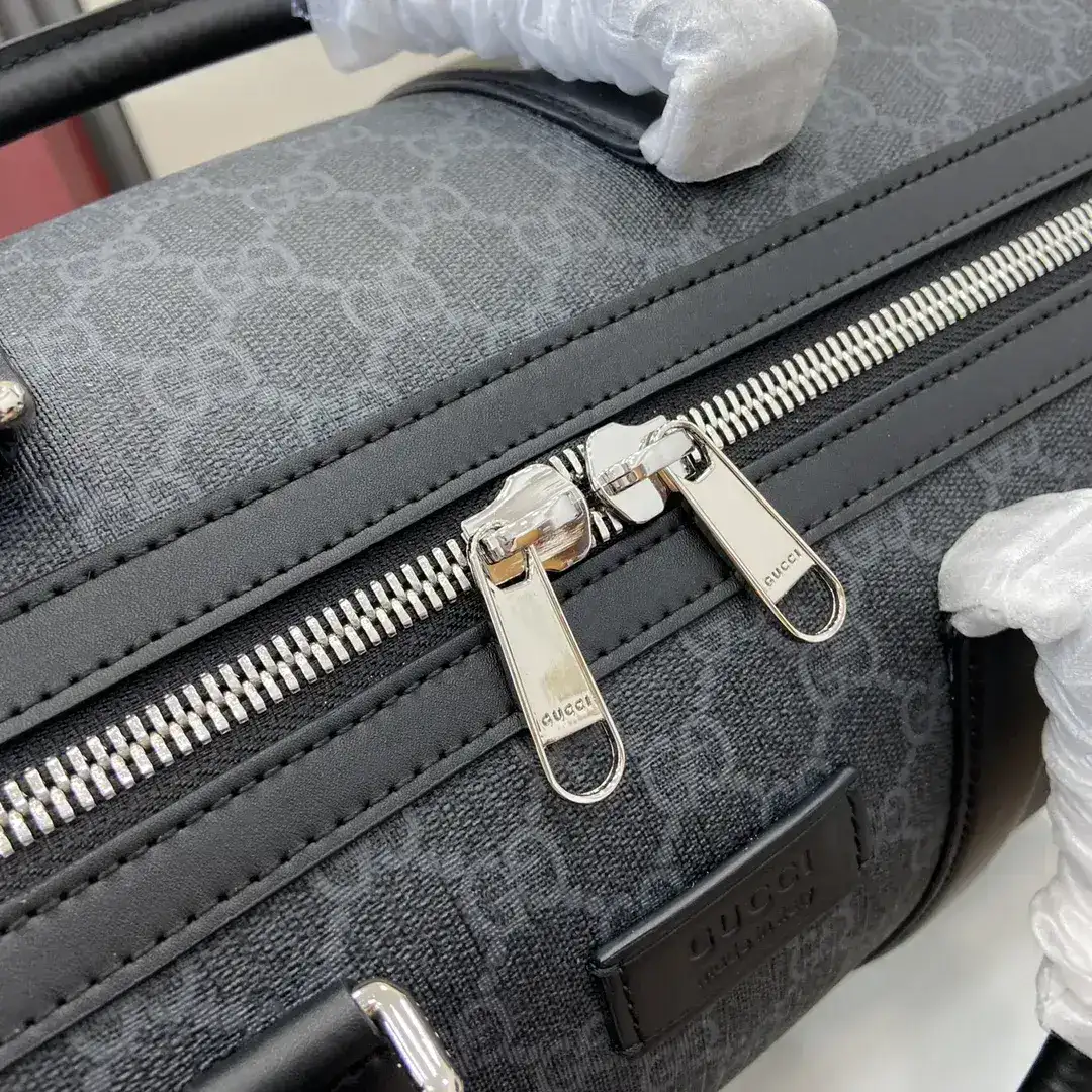 Gucci Calfskin Tote Bag product photo from LabelPicks
