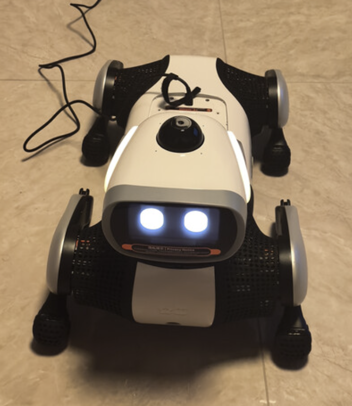 Vbot 16-in-1 Robot Dog / Four-Legged Smart Companion for Children and Tech Enthusiasts （ no program function) - GreshamTech