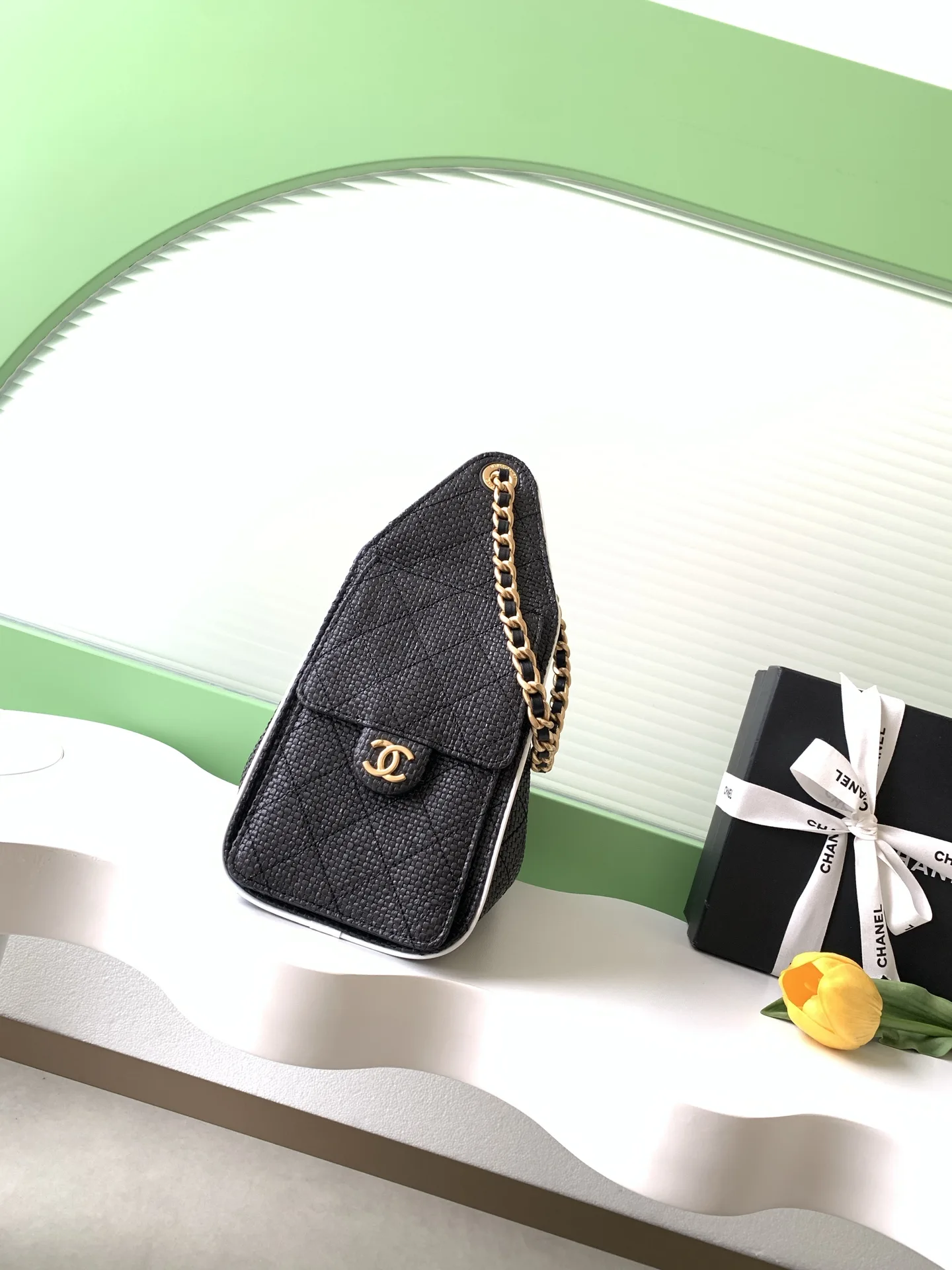 Chanel White Straw Woven Bucket Bag product photo from LabelPicks