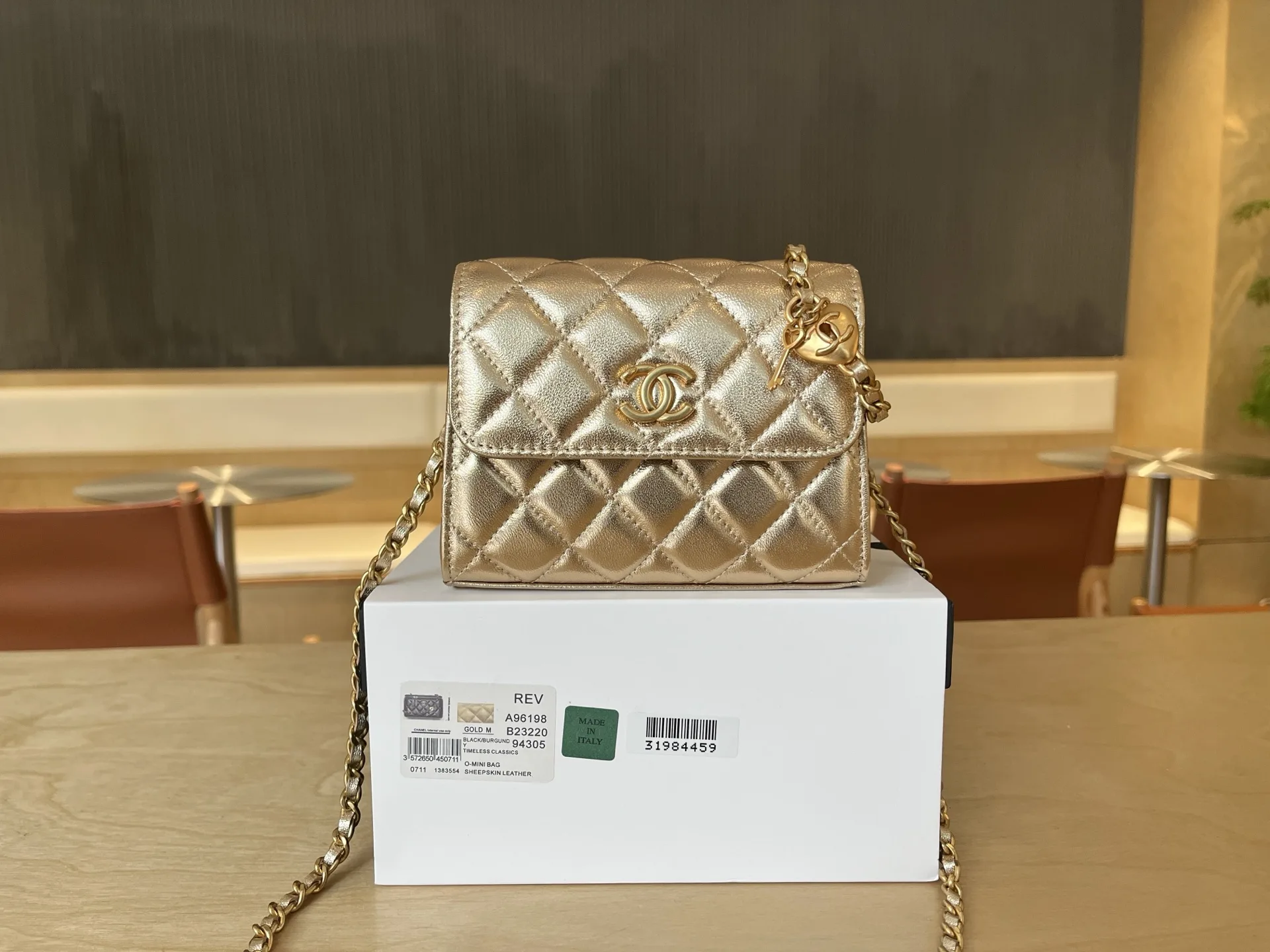 Chanel Lambskin Shoulder Bag product photo from LabelPicks