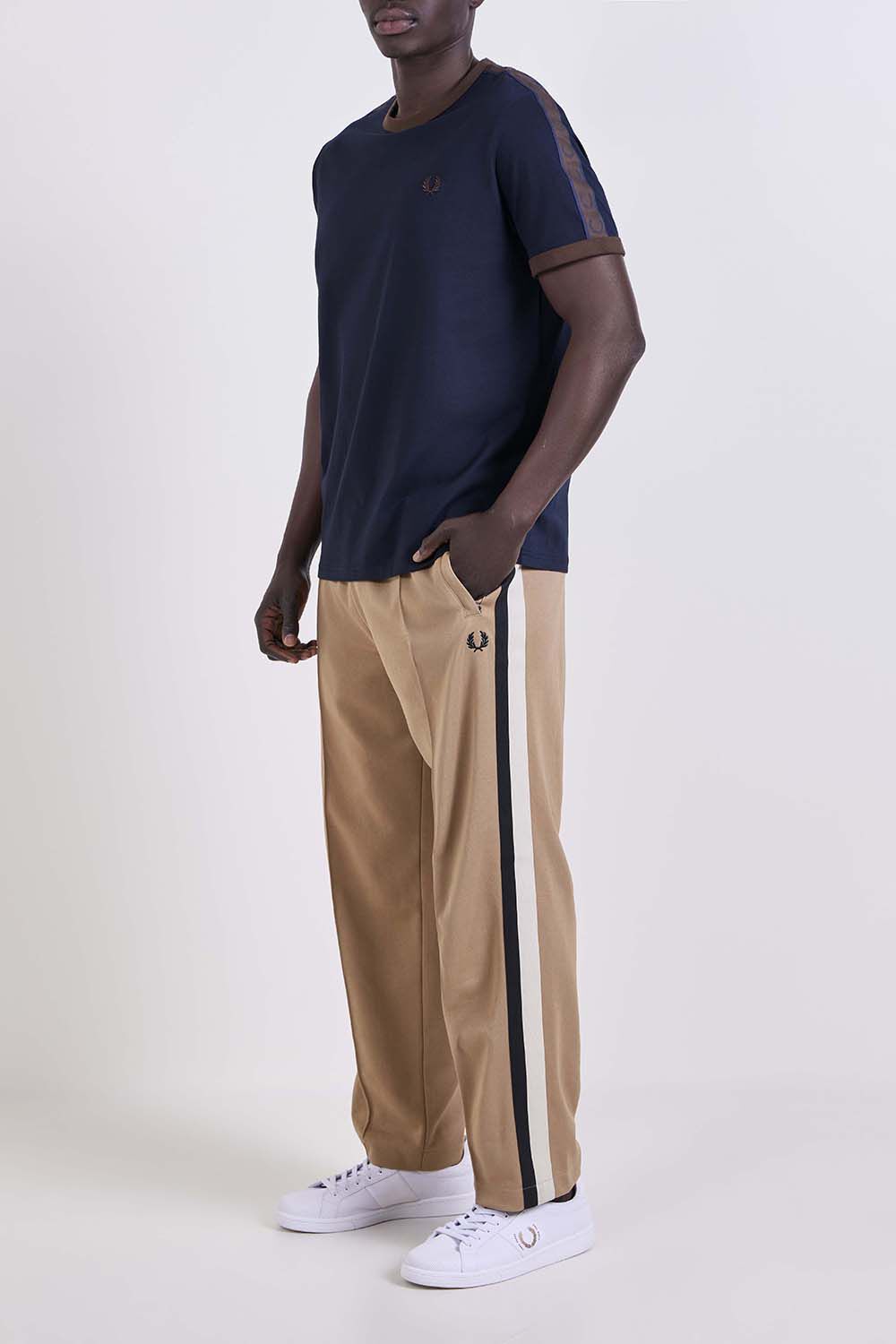 FRED PERRY חולצת טי