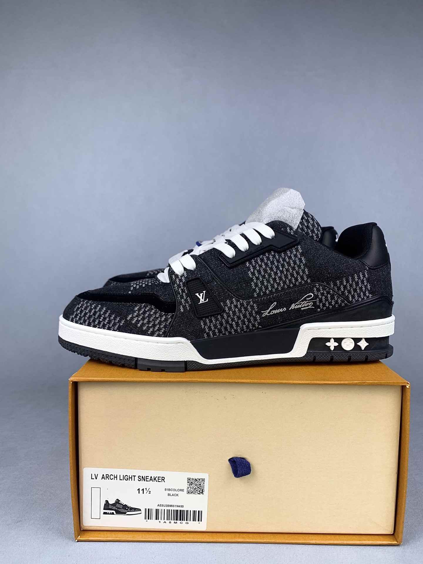 LV Trainer Sneaker