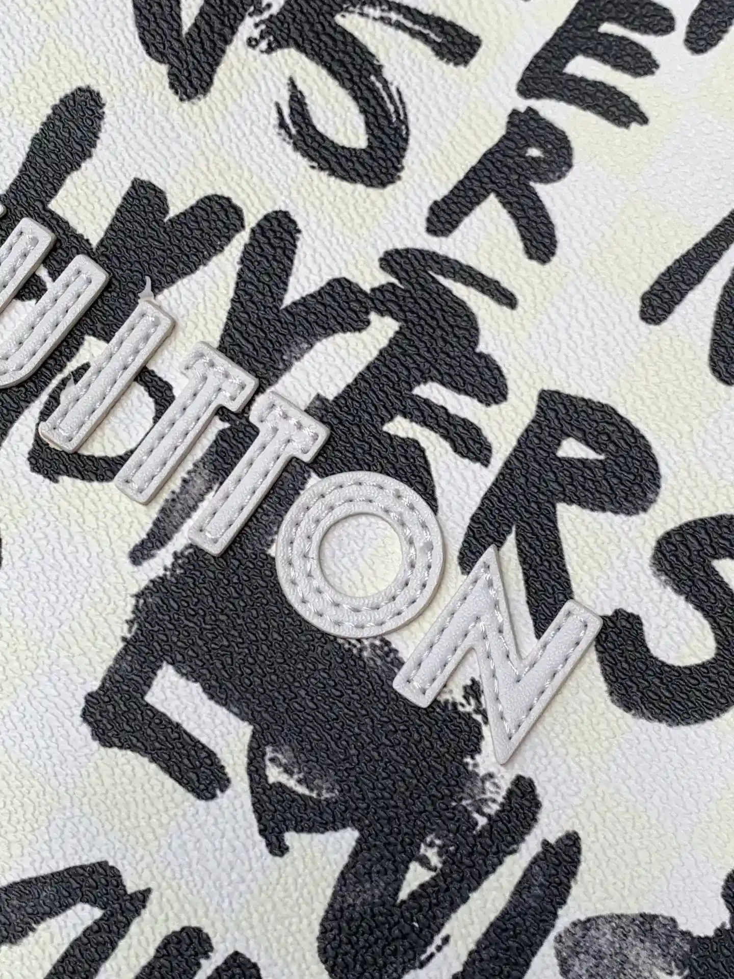 Louis Vuitton Damier Canvas Tote Bag product photo from LabelPicks