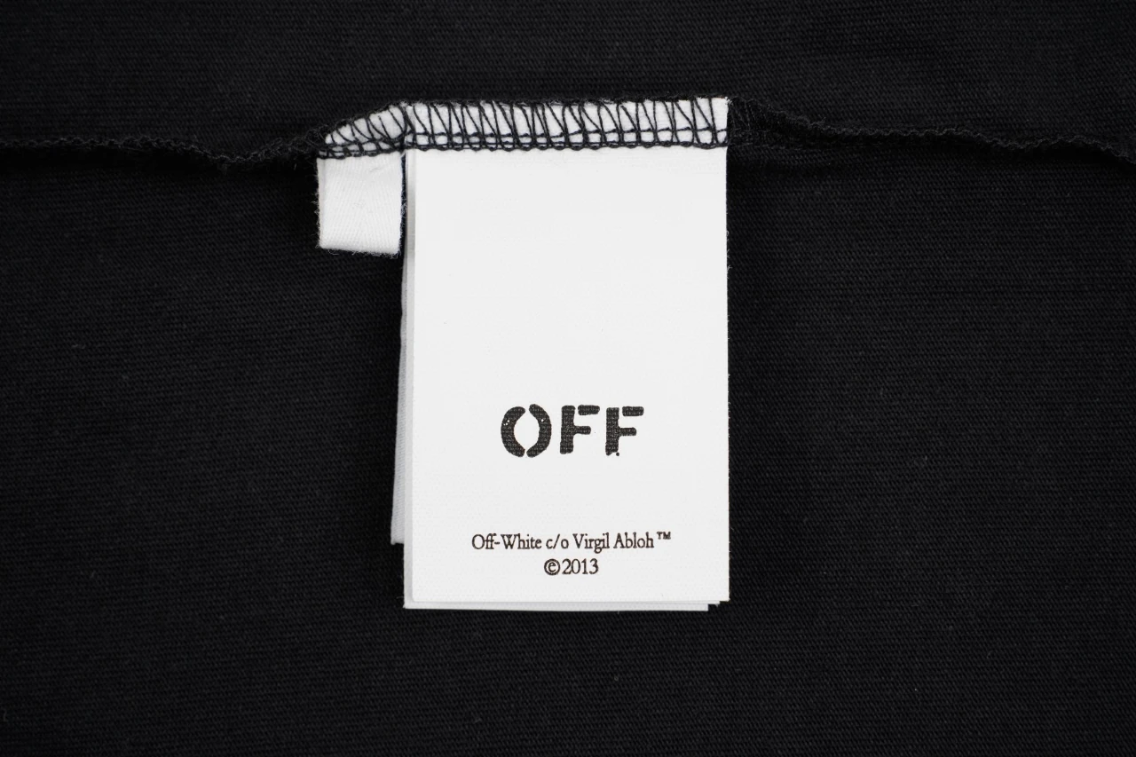 Off-White Black Yellow Measuring Tape Arrow T-Shirt product photo from LabelPicks