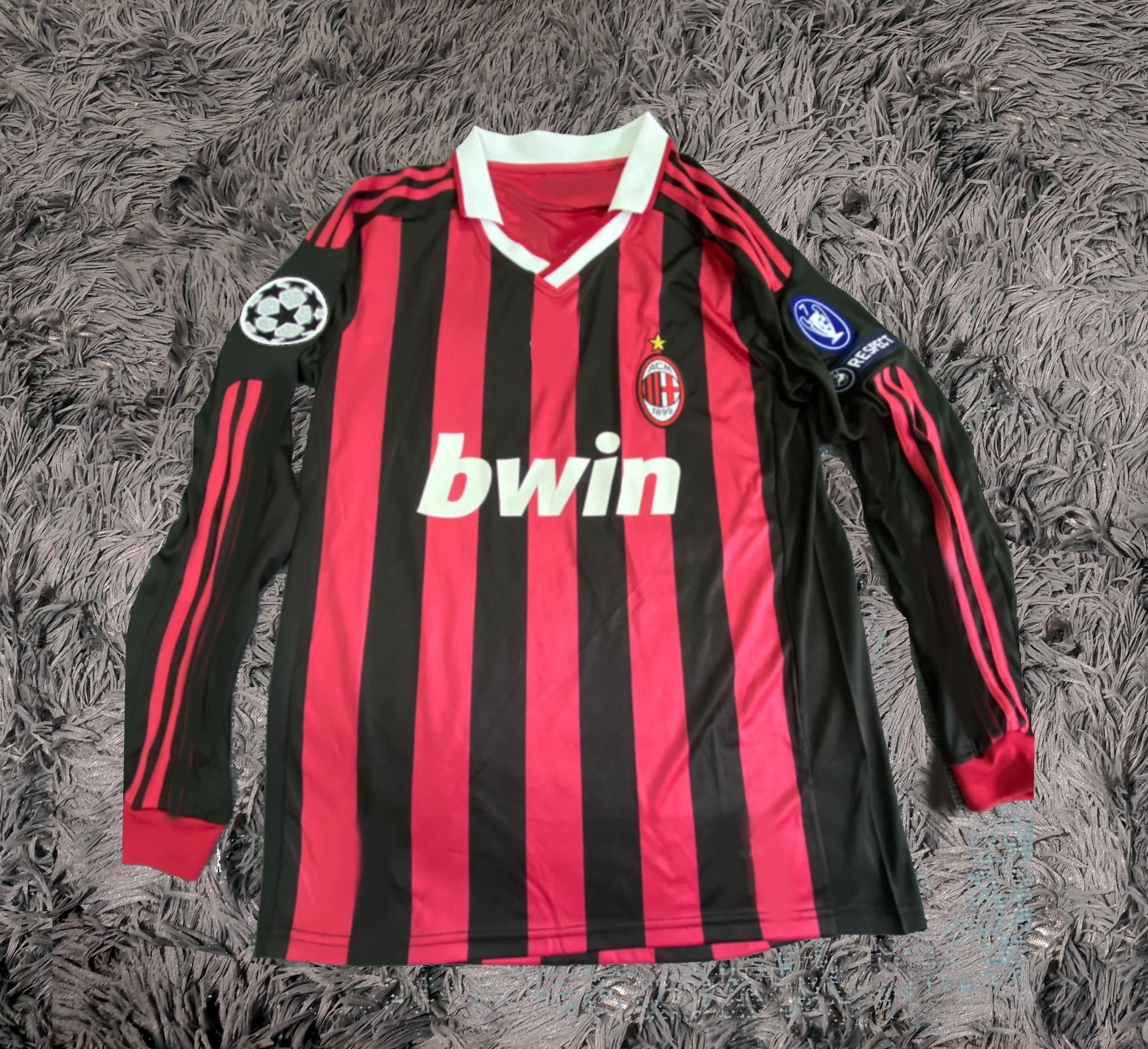Ronaldinho Ga煤cho SIGNED AC Milan 09/10 Home Jersey/Shirt - COA - 2010 Retro