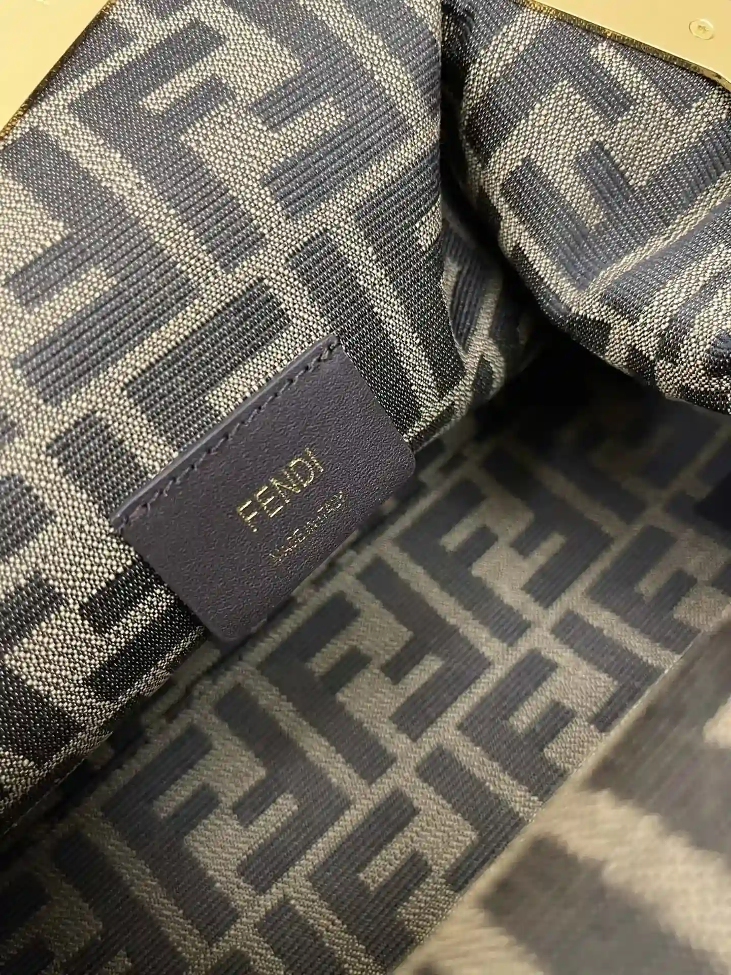 Fendi Polished Shoulder Bag product photo from LabelPicks