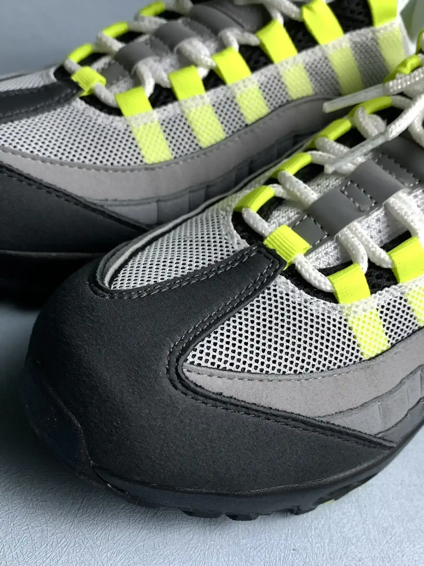 Nike Air Max 95 OG Shoes product photo from LabelPicks