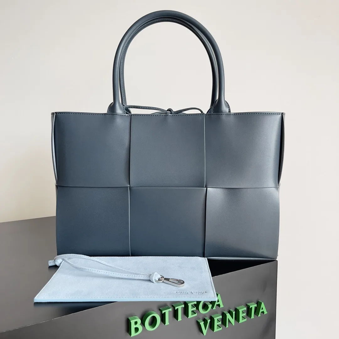Bottega Veneta Intrecciato Woven Leather Tote Bag product photo from LabelPicks