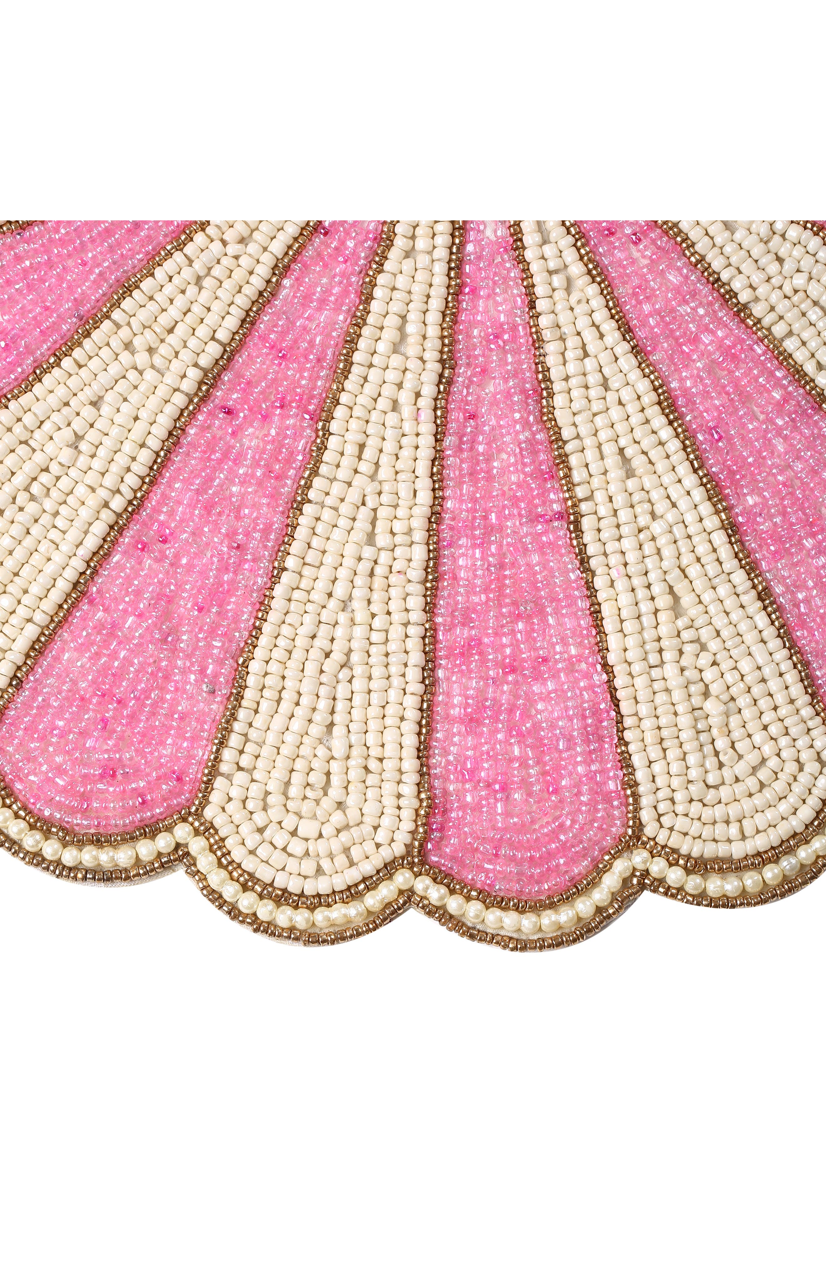 Tiramisu Scalloped Beaded Placemat