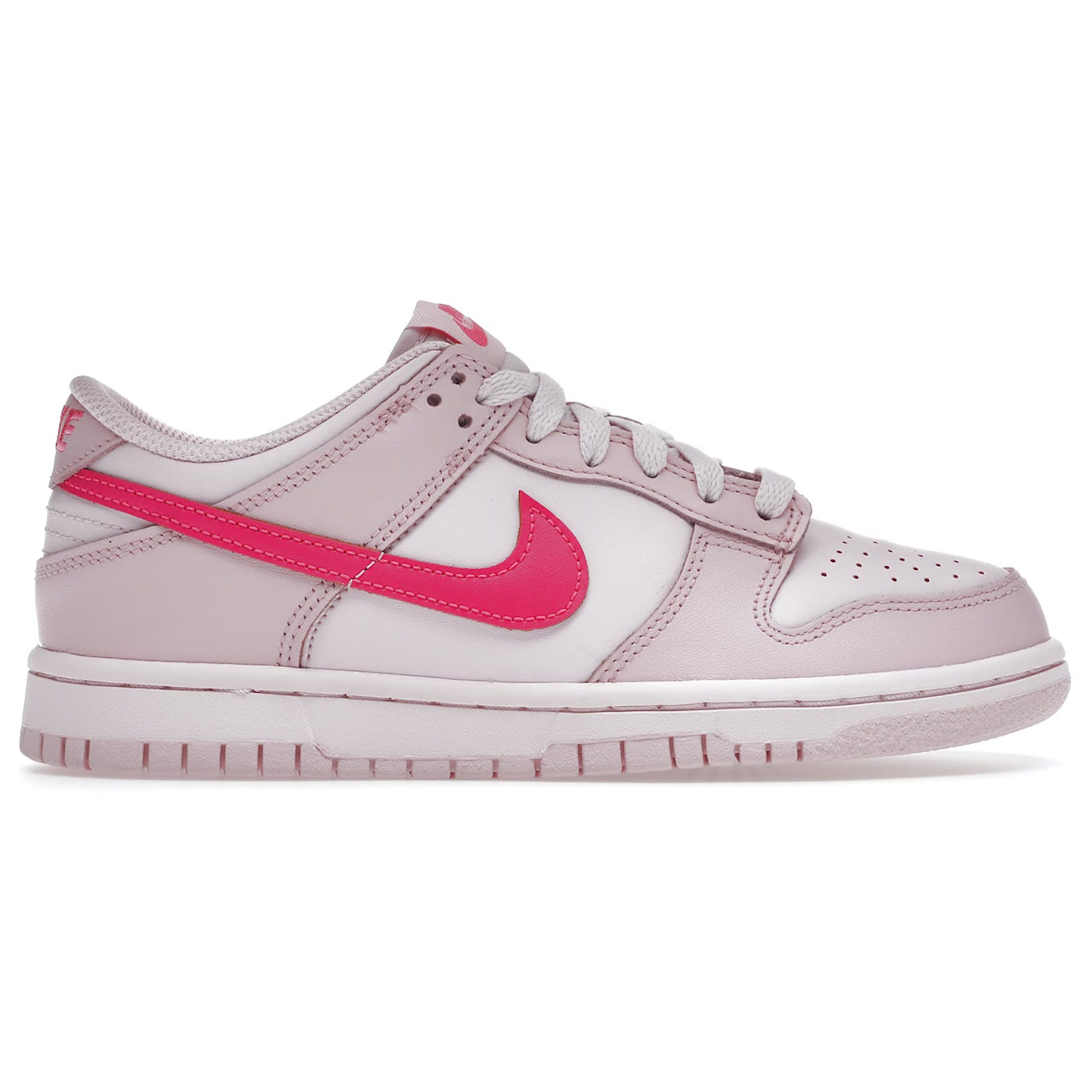Nike Dunk Low Triple Pink