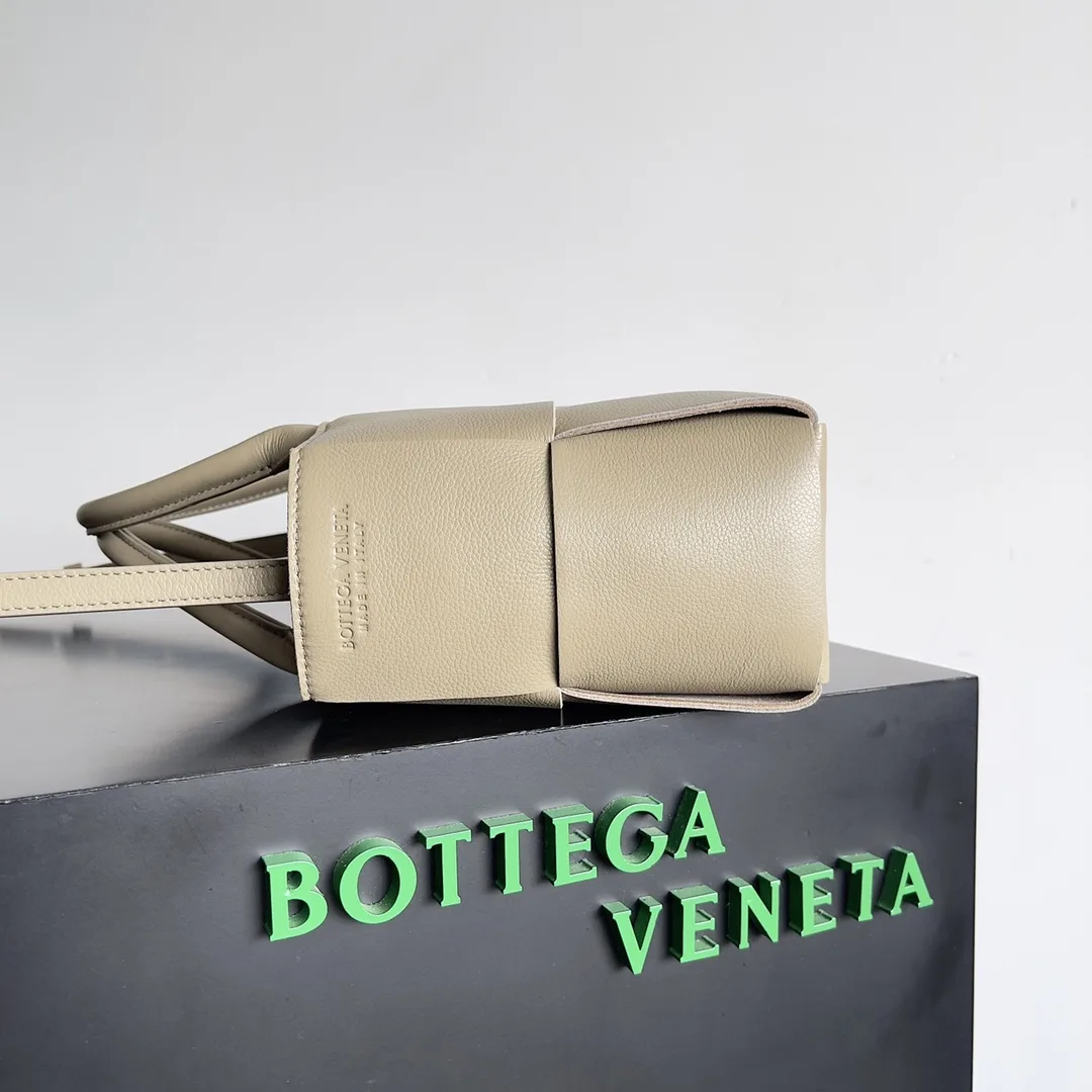 Bottega Veneta Grained Leather Tote Bag product photo from LabelPicks
