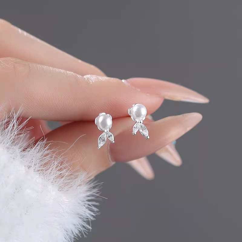 Fish Tail Pearl Earrings 999 Pure Silver French Vintage Forest Style Fresh Flower Earrings Simple and Compact Ear Accessories