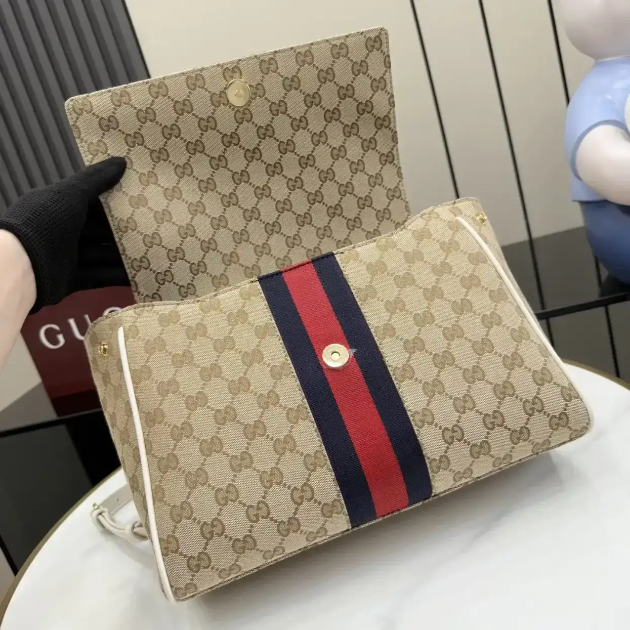 Gucci White Top Handle Bag product photo from LabelPicks