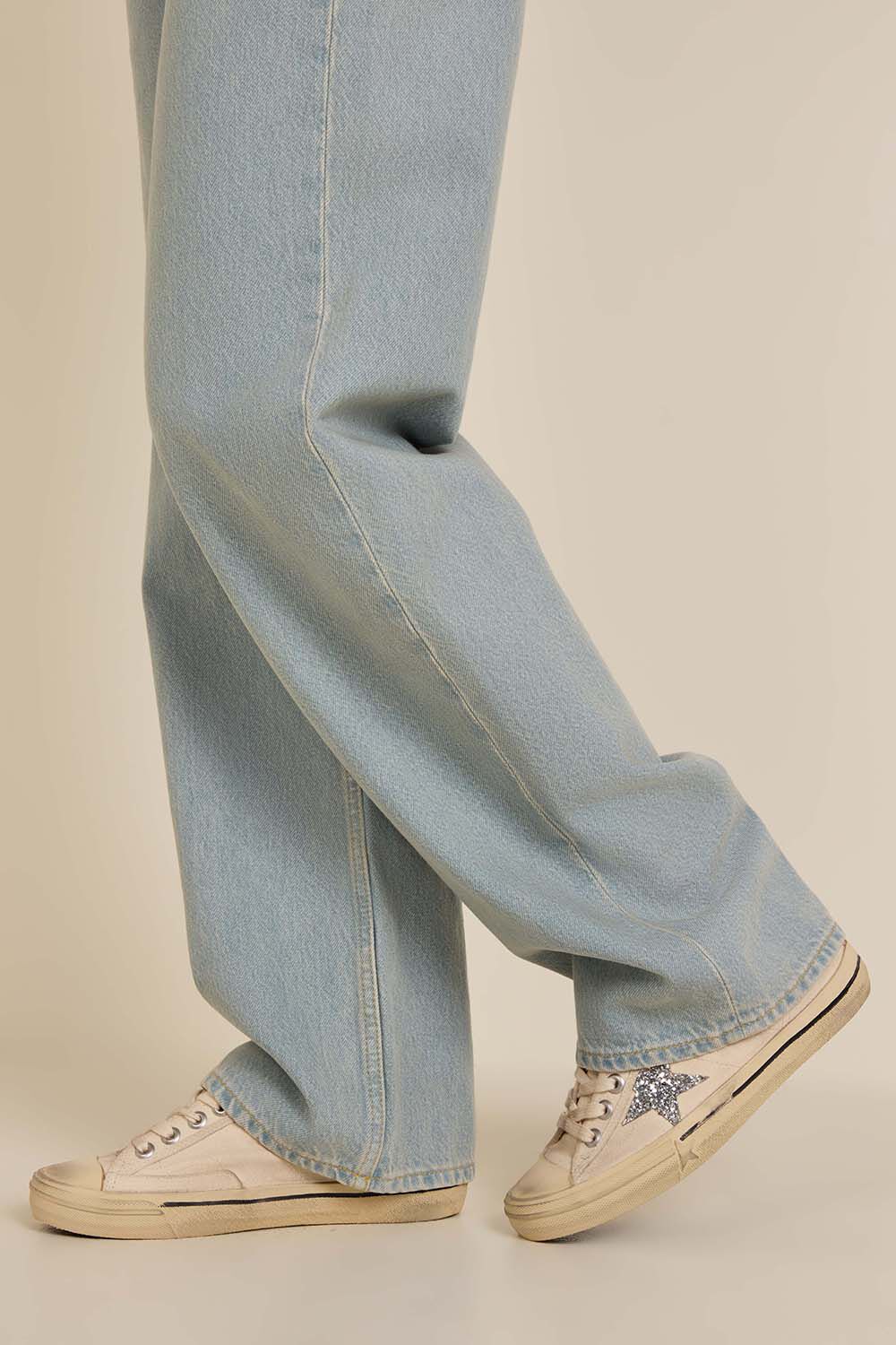 GOLDEN GOOSE נעלי סניקרס וי סטאר