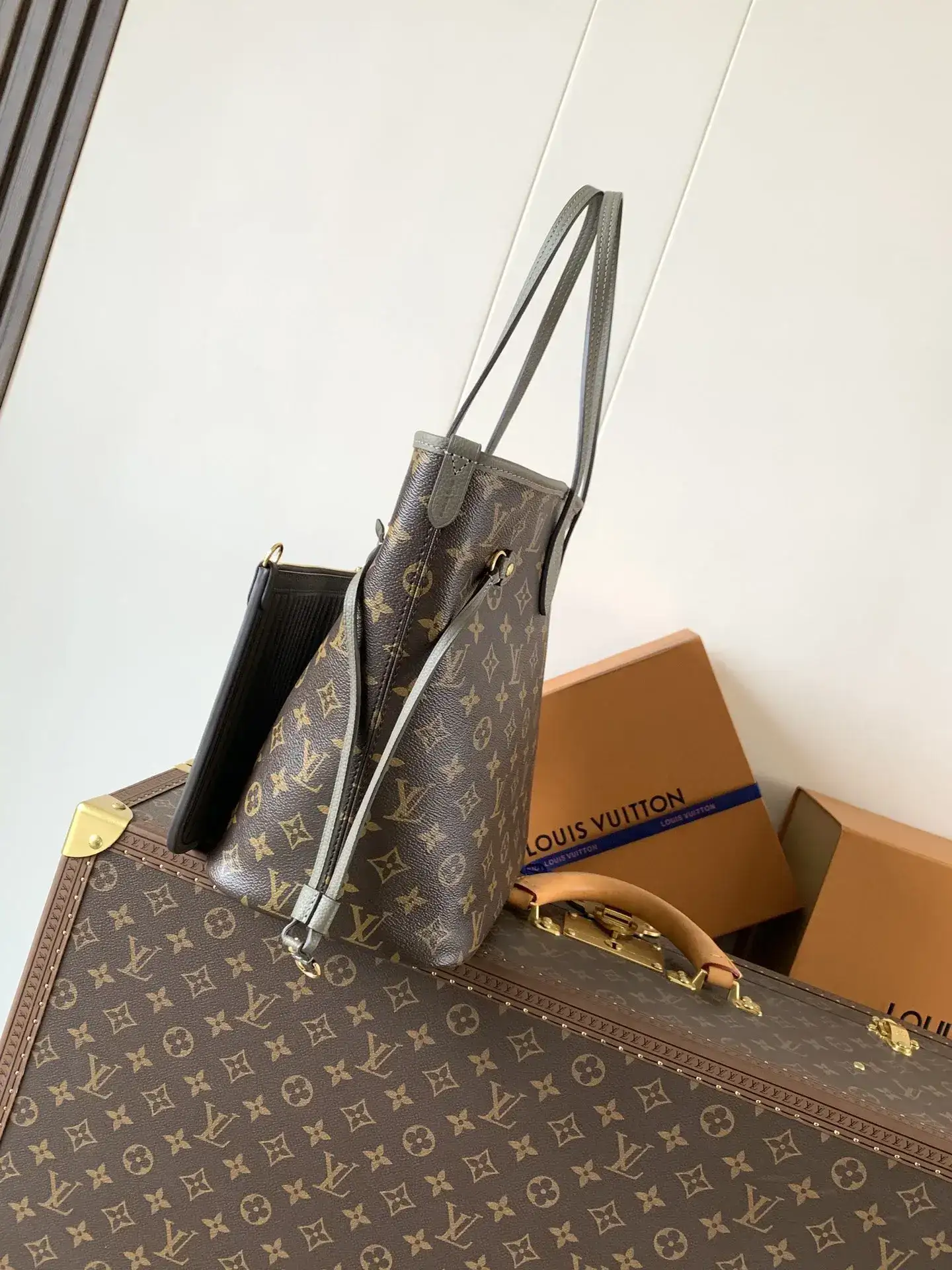 Louis Vuitton Neverfull Black Monogram Canvas Tote Bag product photo from LabelPicks