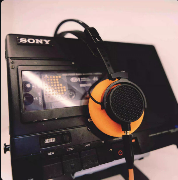 Tenii KPx52 Retro Old School 52mm dynamic HeadPhone Brand New - GreshamTech