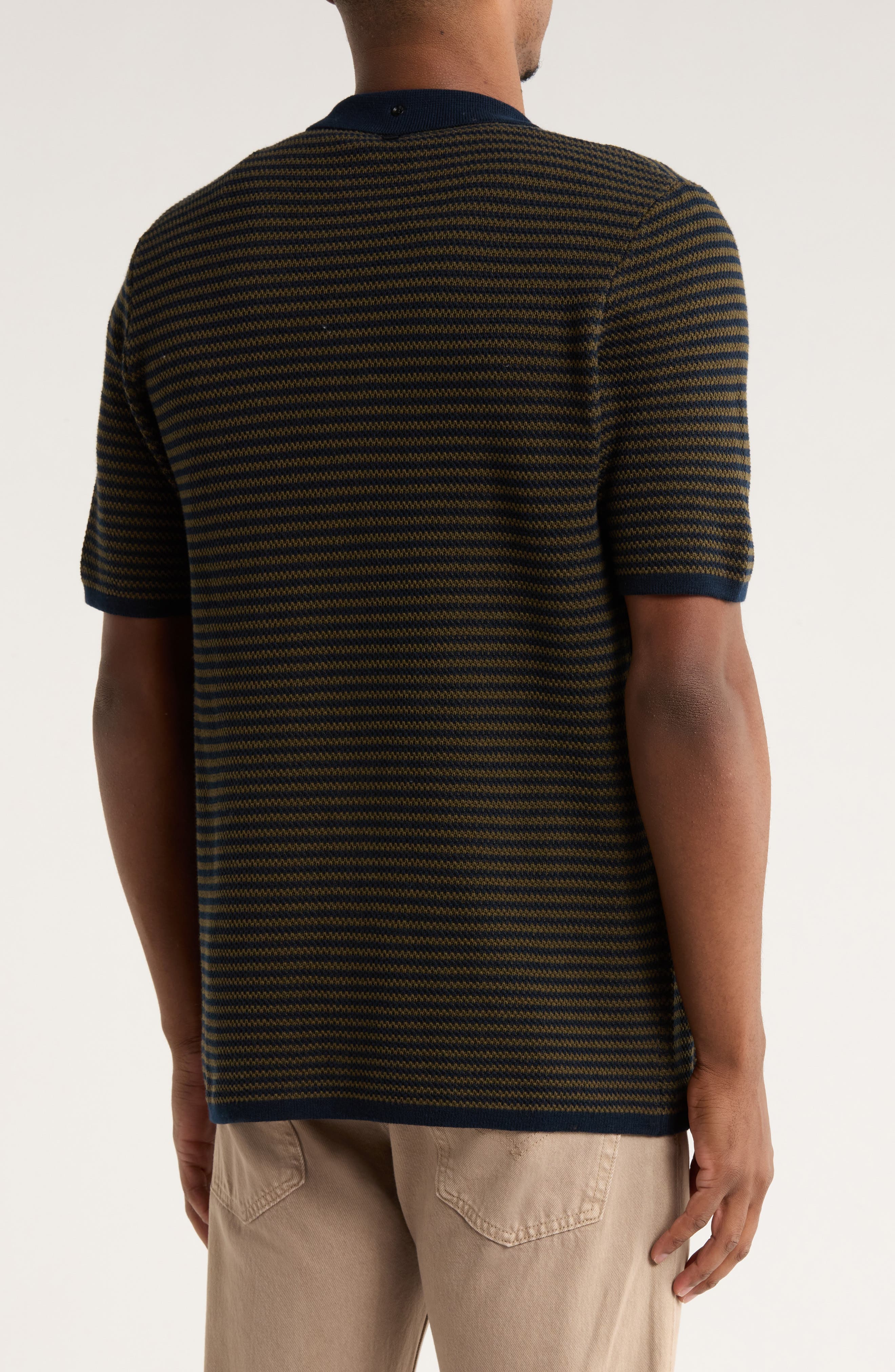 TRUTH Contrast Collar Button-Up Sweater