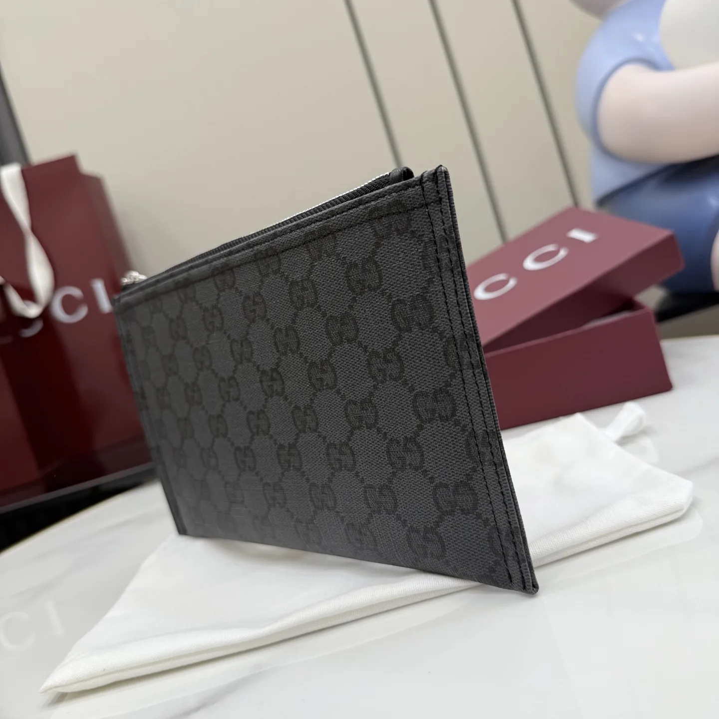 Gucci Generation Clutch product photo from LabelPicks