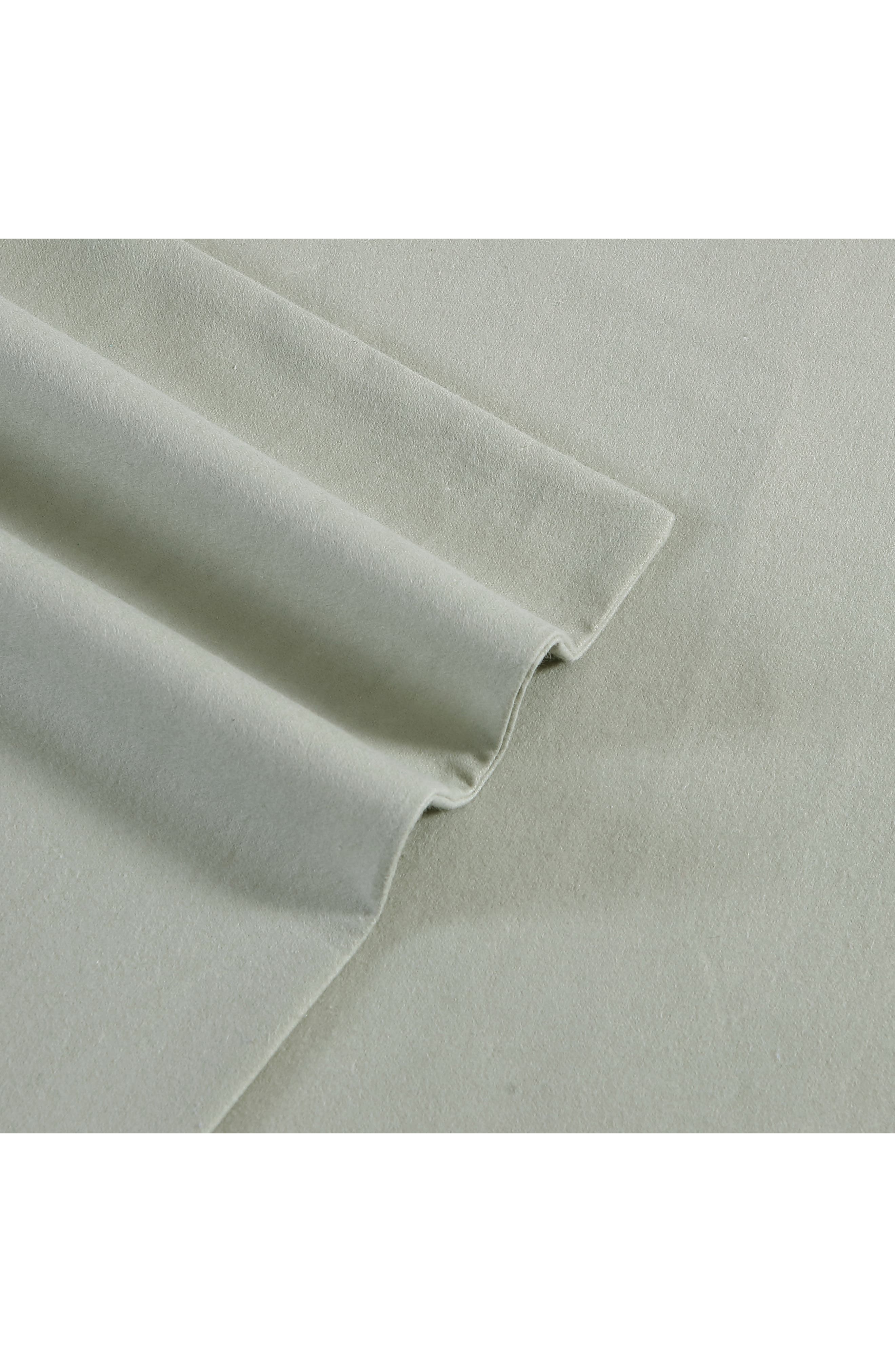 Eddie Bauer Solid Sheet Set