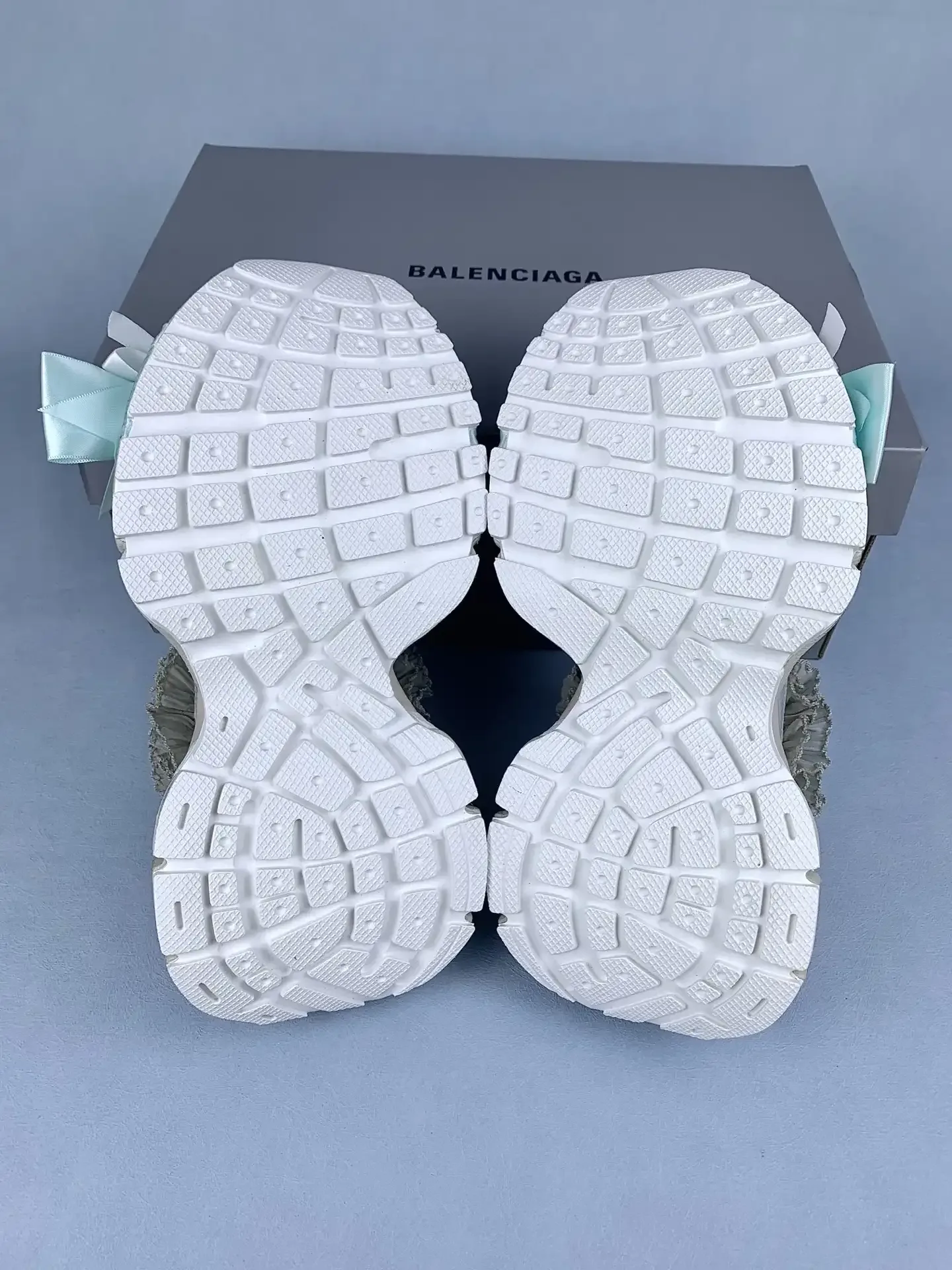 3XL Lace Sneaker in Taupe/White/Light Blue product photo from LabelPicks