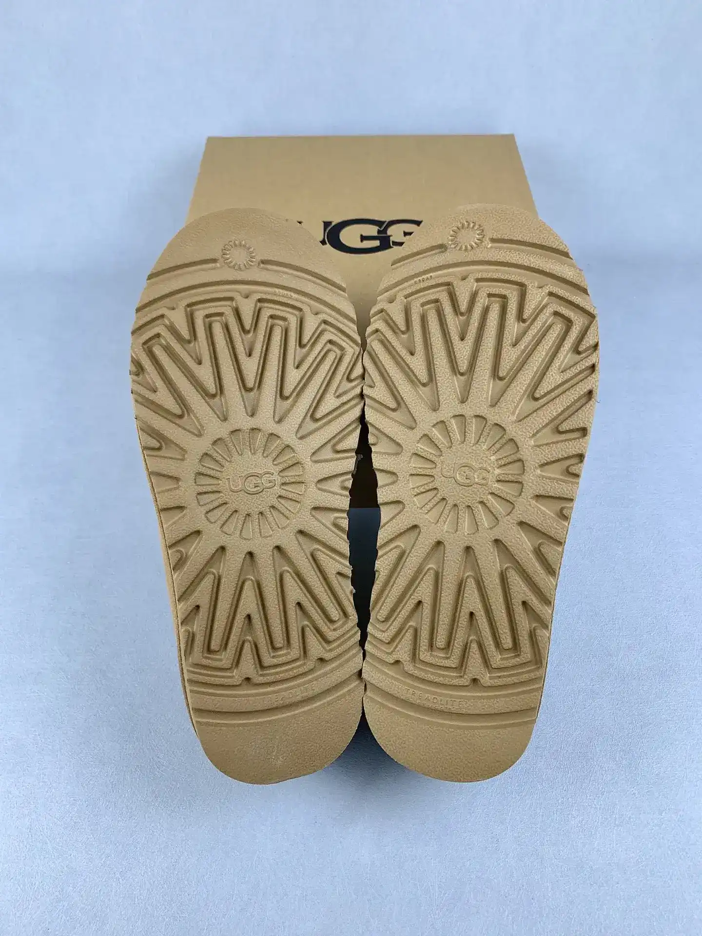 UGG Tasman Slipper product photo from LabelPicks