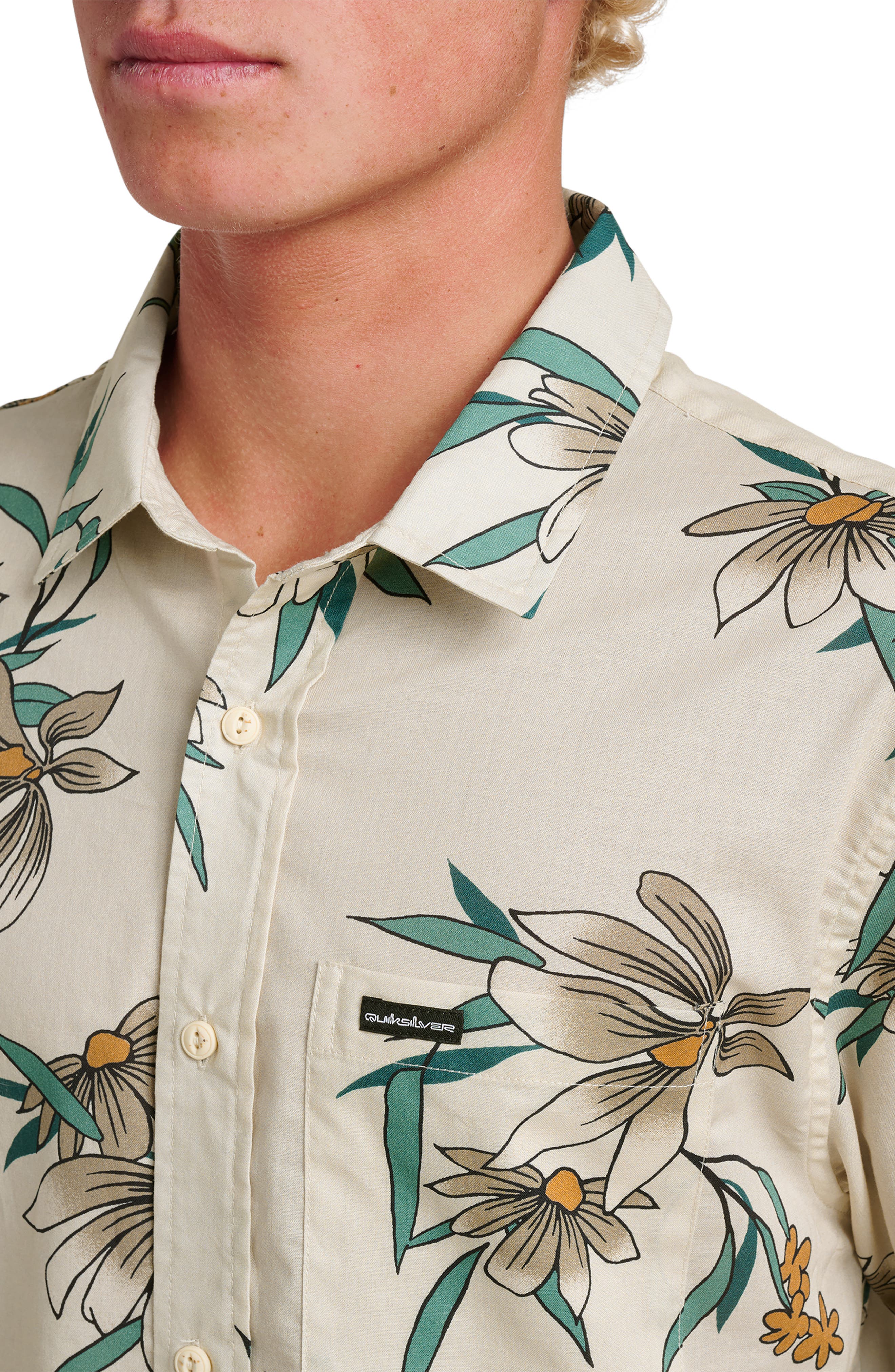 Quiksilver Costal Flora Classic Fit Floal Short Sleeve Cotton Button-Up Shirt