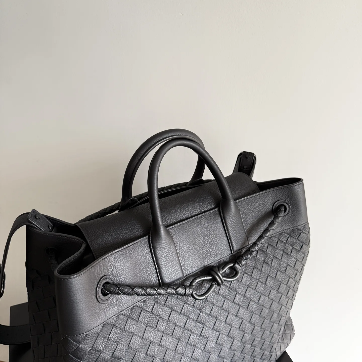 Bottega Veneta Andiamo Tote Bag product photo from LabelPicks